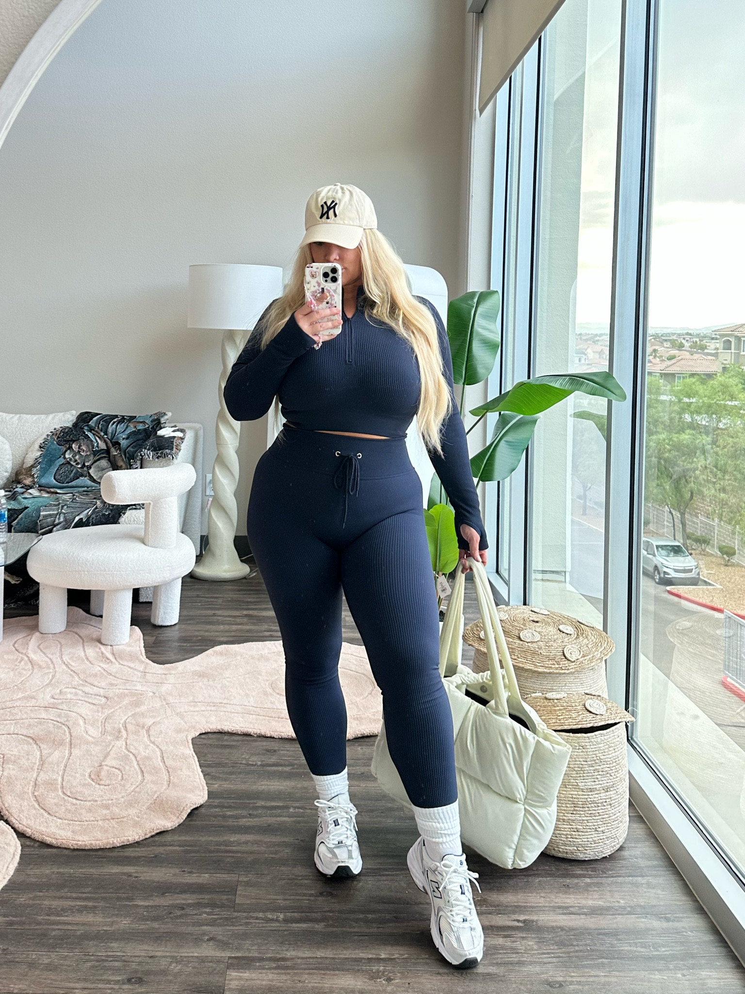 Fall transitional affordable activewear gym fit of the day that fits the curvy gals! 

Wearing a large in the set 

Curvy fashion 
Size 12/14
Curvy activewear
Midsize activewear 

#LTKfitness #LTKmidsize #LTKcurves
