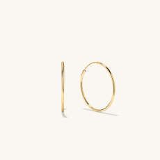 Between hoops earrings in 14k solid gold | Mejuri (Global)