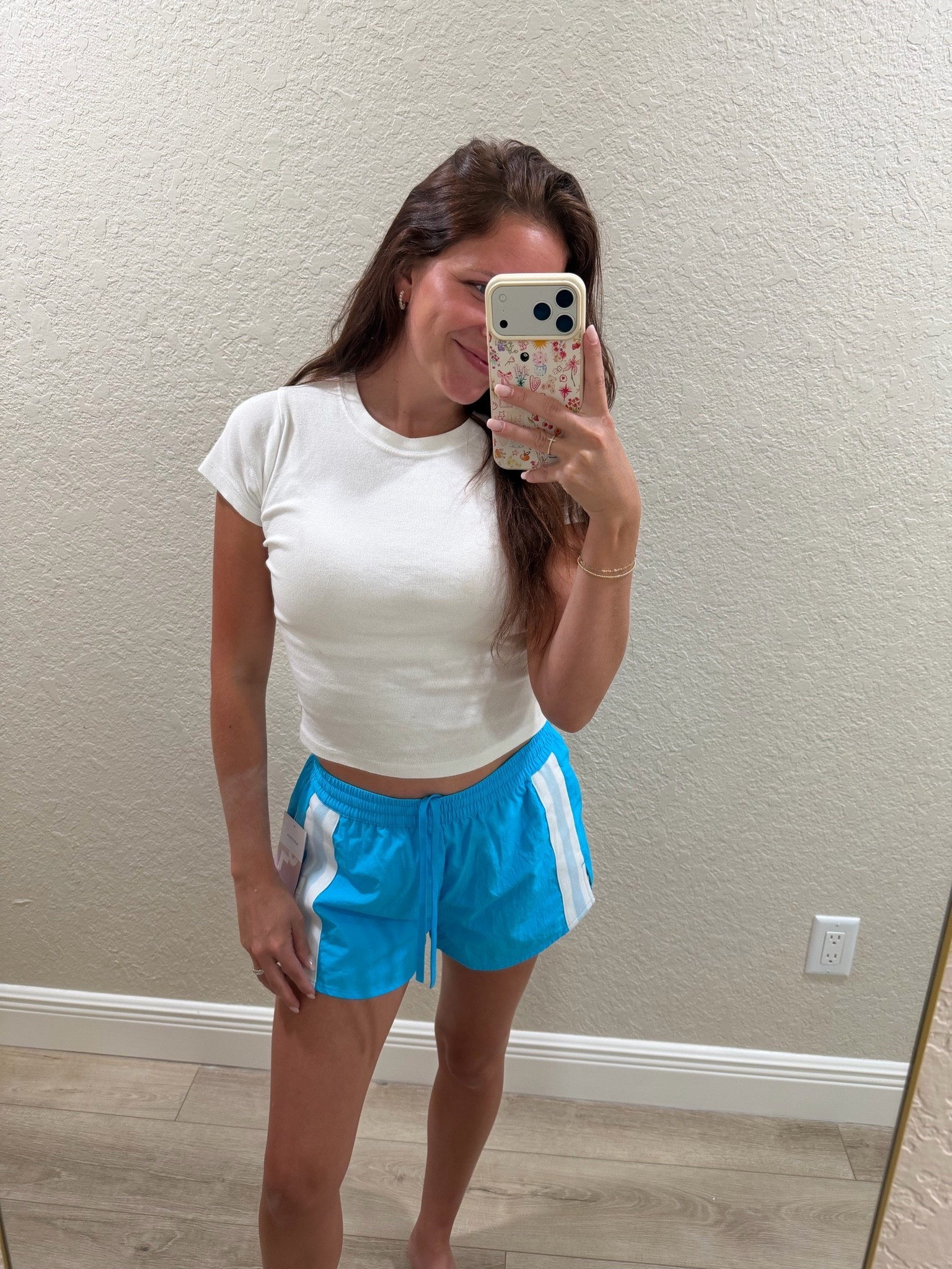The CUTEST summer shorts // on sale // 30% off // Target finds // so many colors // moms // ootd // summer ootd // joylab // wearing an xs

#LTKmomlife #LTKootd #LTKActive