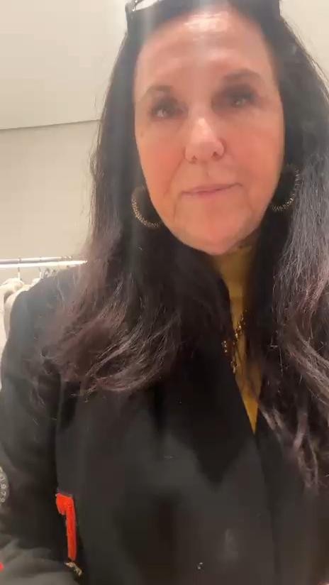 Cozy and chic! Snag this gorgeous short faux fur coat—the perfect piece to instantly elevate any winter look. It's warm, stylish, and feels SO luxurious! Shop the look on my LTK. 
#LTKstyletip #FauxFurCoat #WinterFashion #ShortCoat #CozyStyle #StatementPiece #AffordableLuxury #OOTD #WinterOutfit #StyleInspo 

 #LTKCyberWeek #LTKGiftGuide