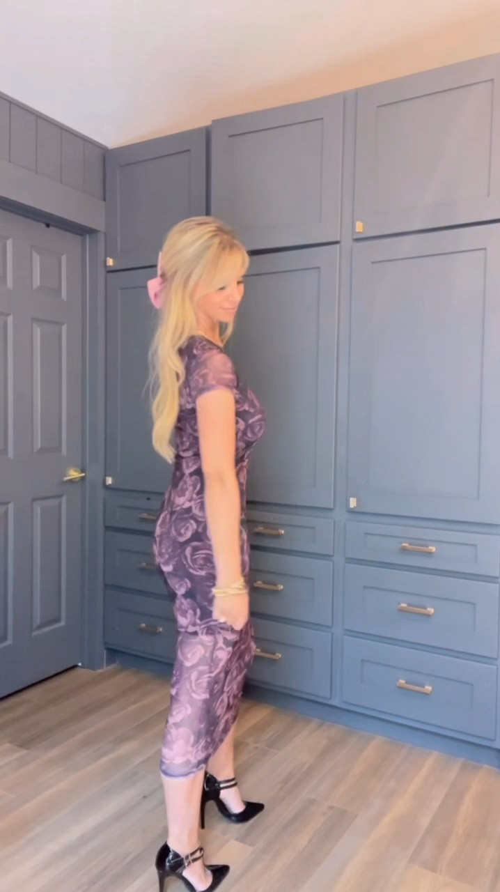 I found the cutest dresses on Walmart! These would be perfect for church, work or a night out! My shoes are sold out so I’ve linked a similar option. I’m wearing sizes XS & S in everything. I’d say they run TTS. @walmartfashion #walmartfashion #walmartpartner

#LTKWorkwear #LTKStyleTip #LTKVideo