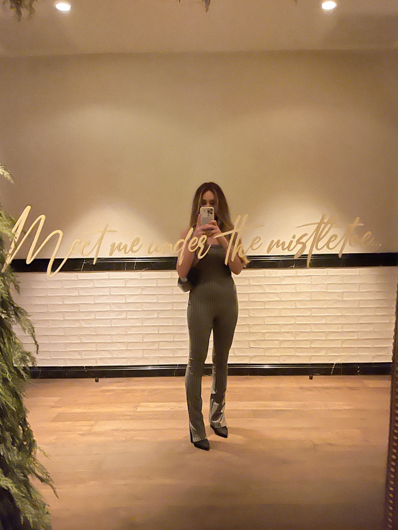 $43 jumpsuit that fits like a glove 👌🏻 

#LTKstyletip #LTKfindsunder50 #LTKworkwear