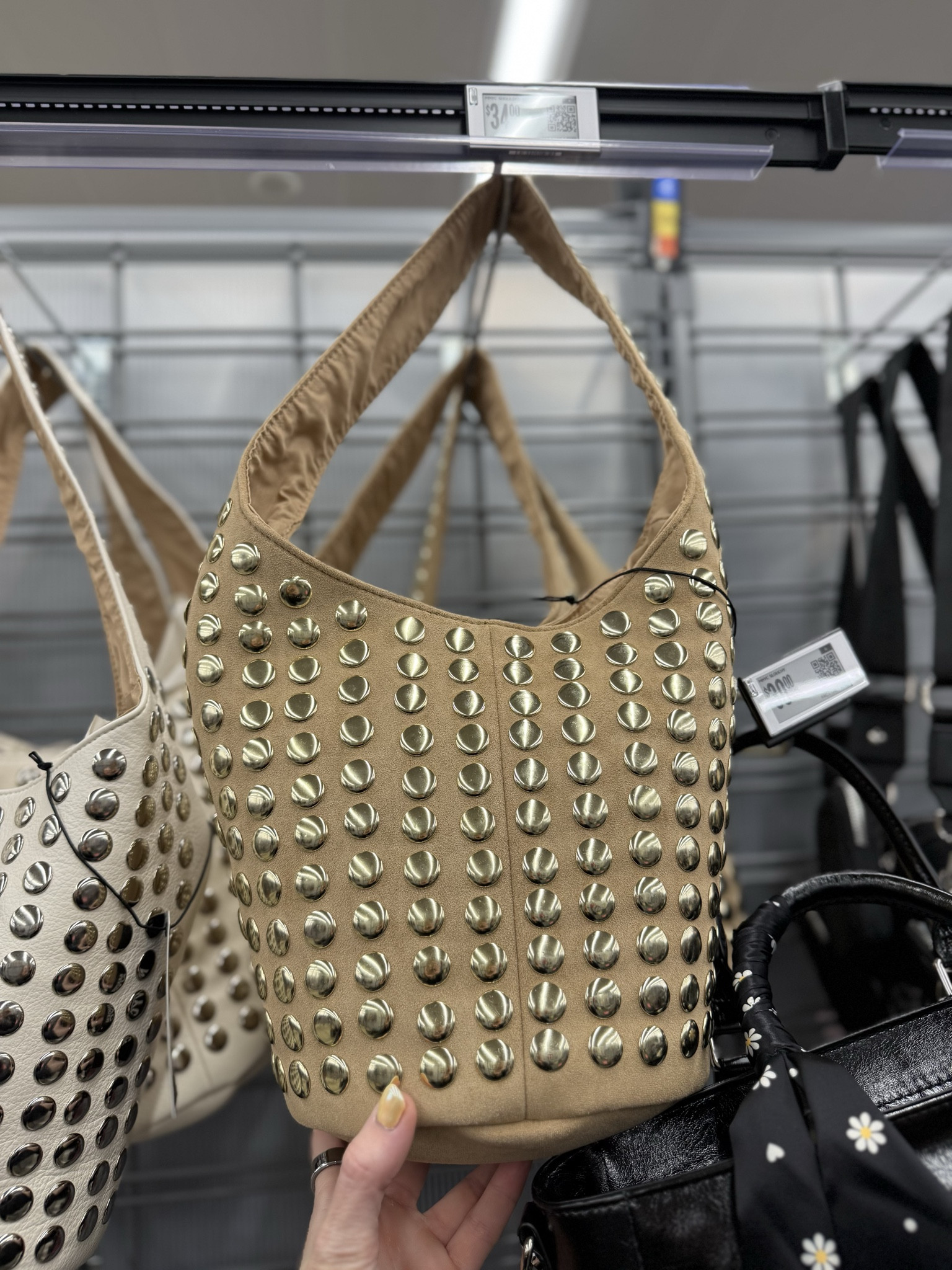 Summer bags 
Walmart
New releases 
Hats 
Beach bags 
Accessories 
Hair accessories 
Keychains 

#LTKgrwm #LTKdayinmylife #LTKmomlife