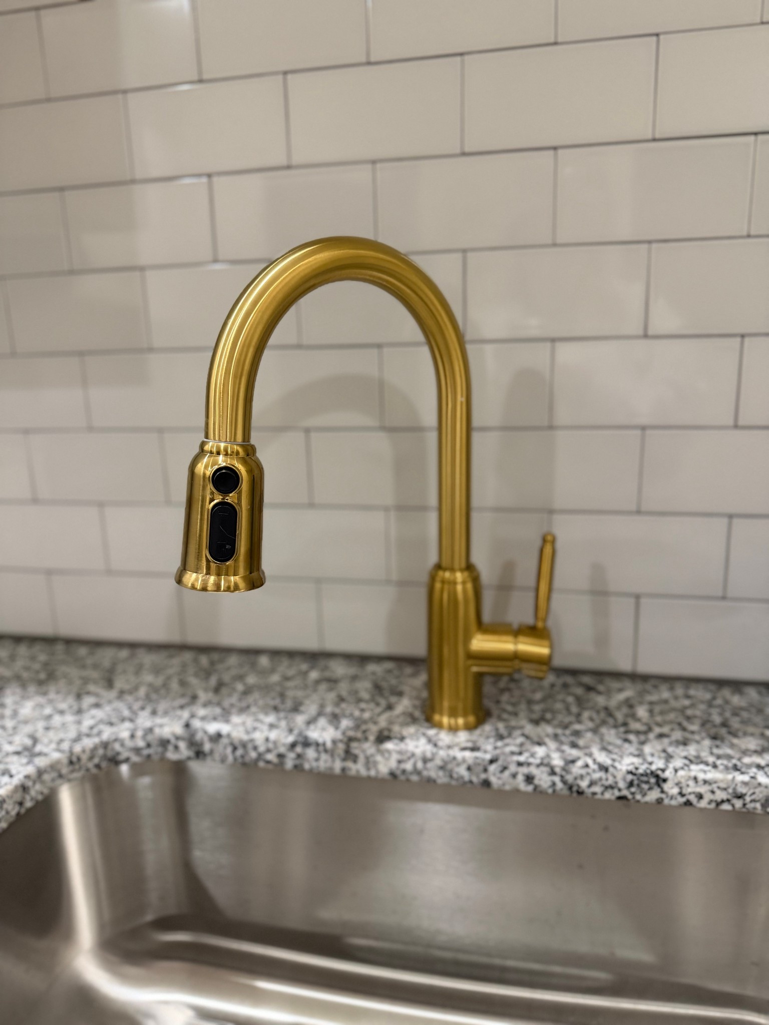 The kitchen remodel of my dreams is coming together ⚜️ Can’t wait to share more!
This was an Amazon find that did not disappoint. It’s STUNNING

Vintage Style ~ Gold kitchen faucet with sprayer & pull down design
•comes in 5 other colors options. A few are currently on sale!

#Kitchen #VintageStyleKitchen #GoldKitchen #KitchenFaucet #GoldKitchenAppliances #KitchenInspo #KitchenRemodel

#LTKHome #LTKSaleAlert