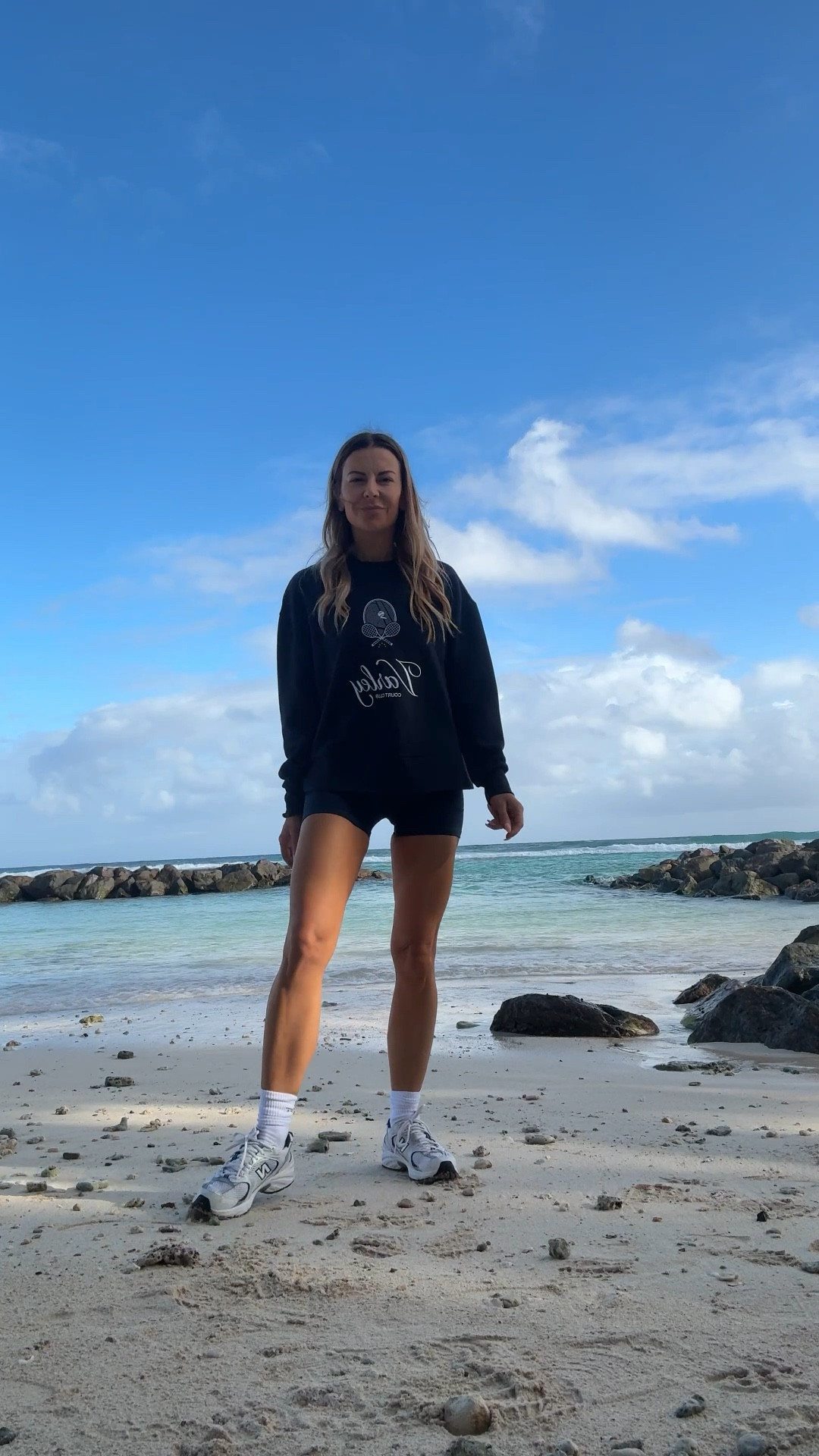 Varley sweatshirts run big this is an XS
NRA in Small
Bikers in XS 