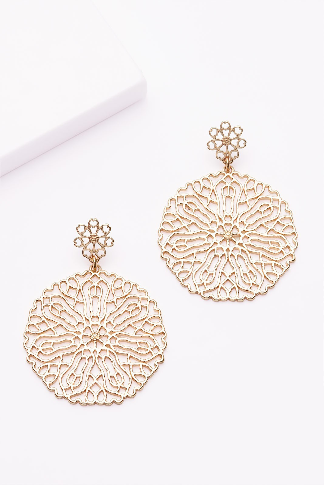 EVEREVE Winona Filligree Statement Earring | EVEREVE | Evereve