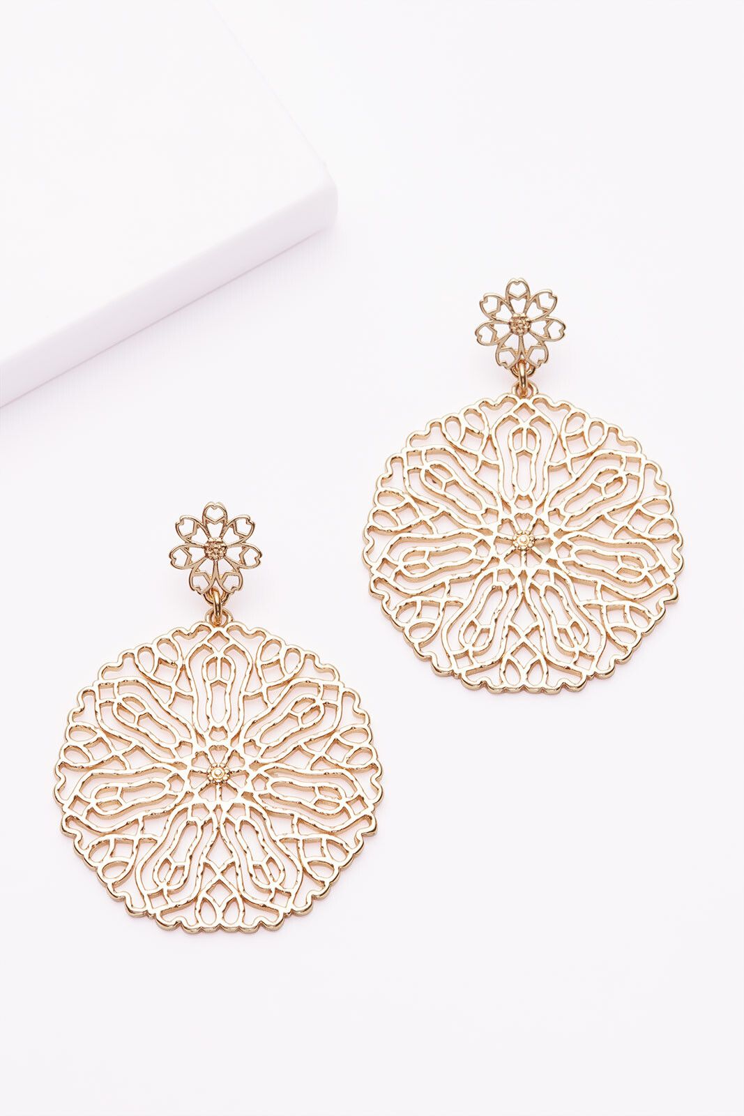 EVEREVE Winona Filligree Statement Earring | EVEREVE | Evereve