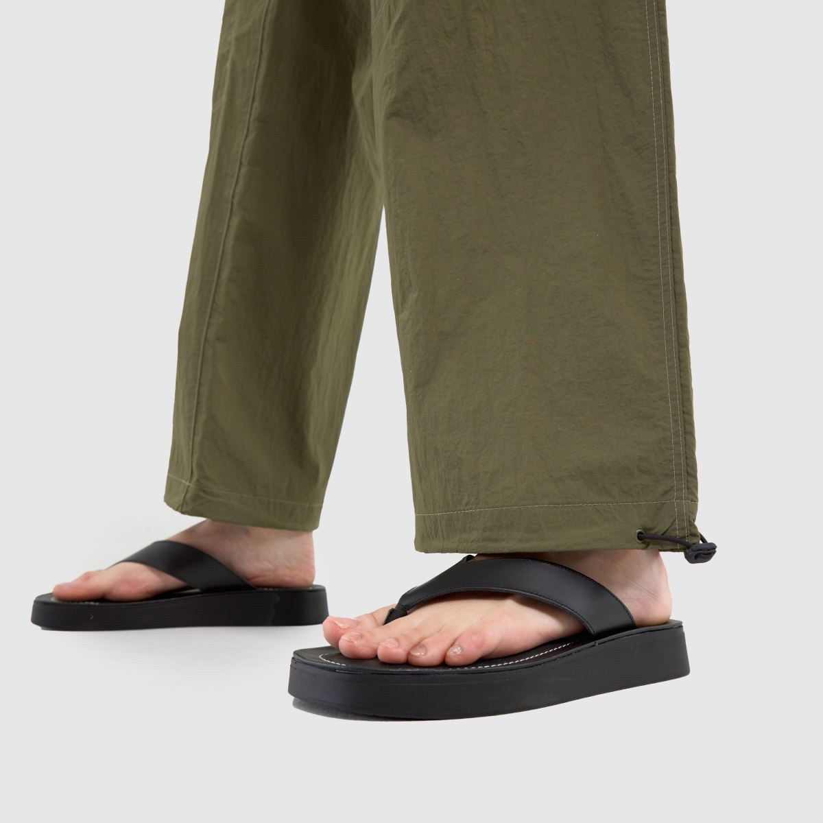 Womens Black schuh Tanisha Leather Toe Post Sandals | schuh | Schuh