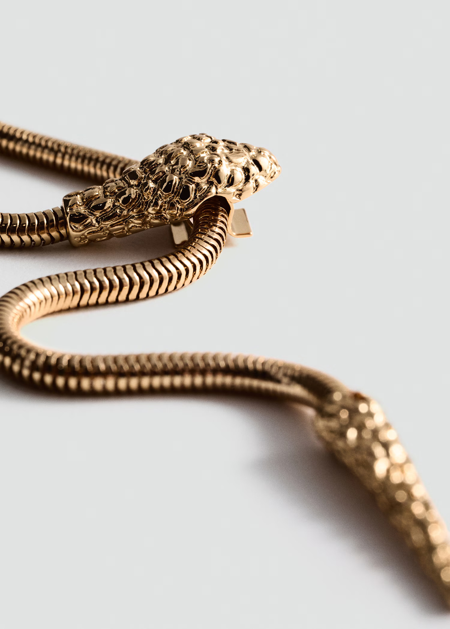 Snake chain necklace - Women | MANGO United Kingdom | MANGO (UK)