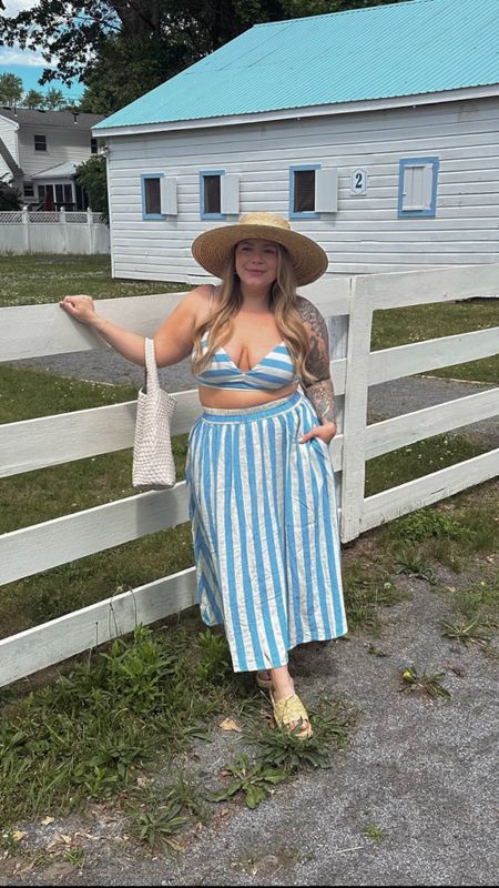 The perfect summer set! I love this outfit so much and it’ll def be on repeat throughout the warmer months. Wearing size large in both the top and bottom. 

Summer outfit, midsize, summer style 

#LTKMidsize #LTKSeasonal #LTKFindsUnder50