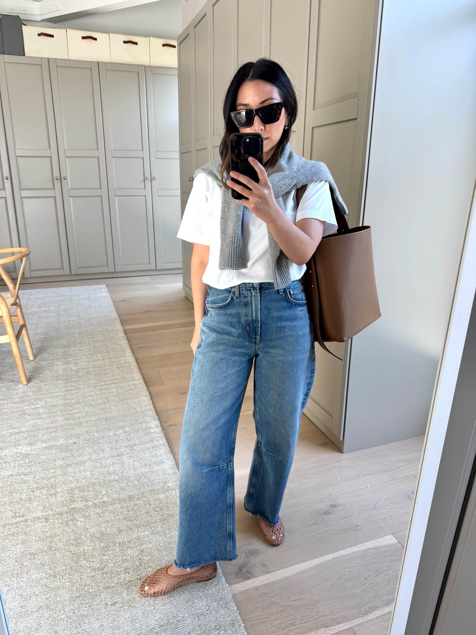 Another outfit formula I lean on a lot:  barrel, tucked in boxy tee, flats, sweater over my shoulder, coordinating bag. 

Madewell tee xs
Citizens of Humanity Miro jeans 24 - size down and cut hems
Marc Fisger flats 5 - size down
Everlane sweater xs
AALLYN bucket bag
Electric Picks earrings 
Dorsey James necklace 15”
Celine sunglasses 

Summer outfits, petite style

#LTKootd #LTKmomlife #LTKPetite