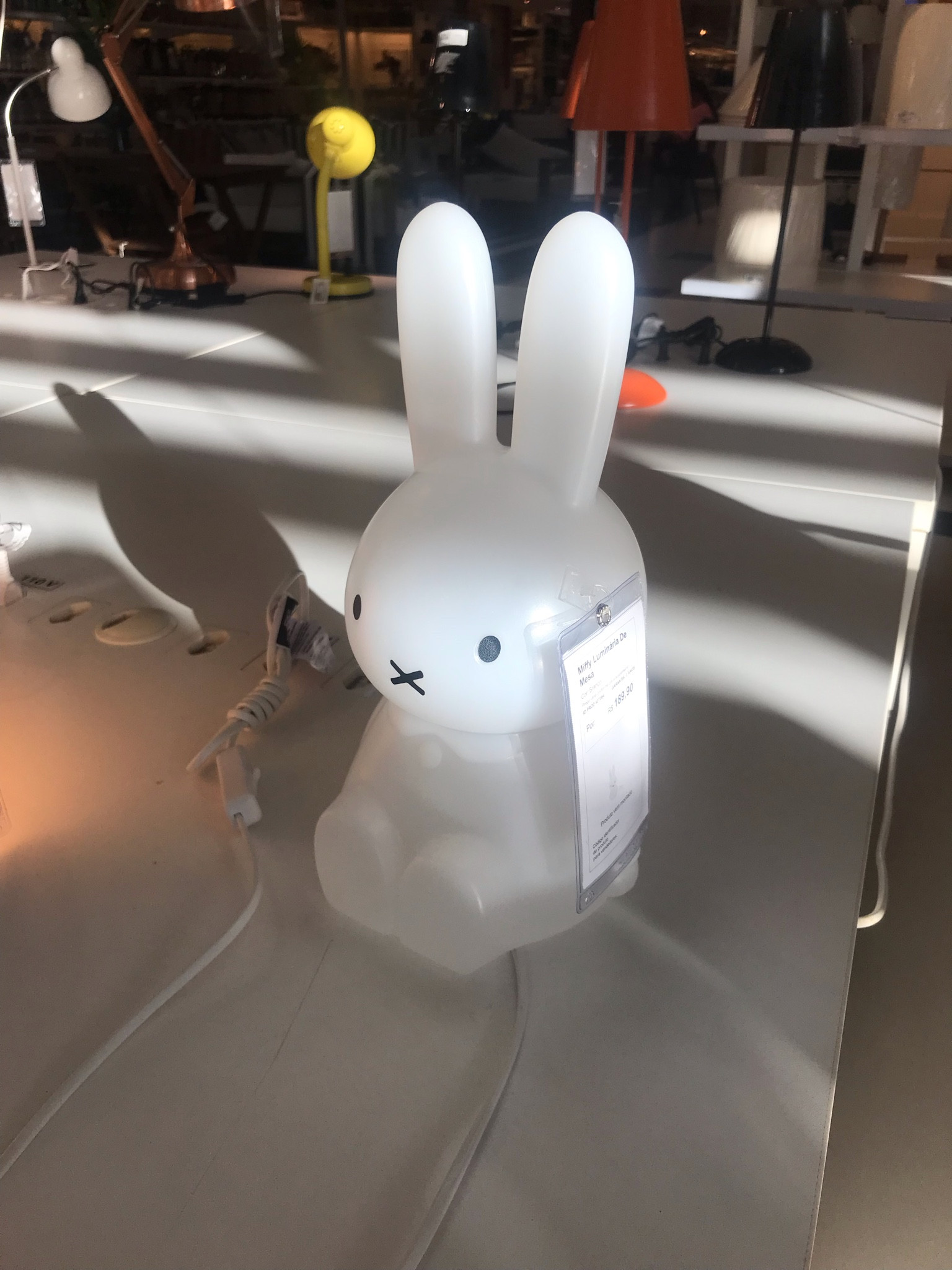 Olha essa luminária incrível da Miffy na TokStok! Simplesmente adorável e é uma ótima opção de presente criativo e fora do padrão. 

#NatalLTK #LTKGift

#LTKbrasil #LTKHoliday