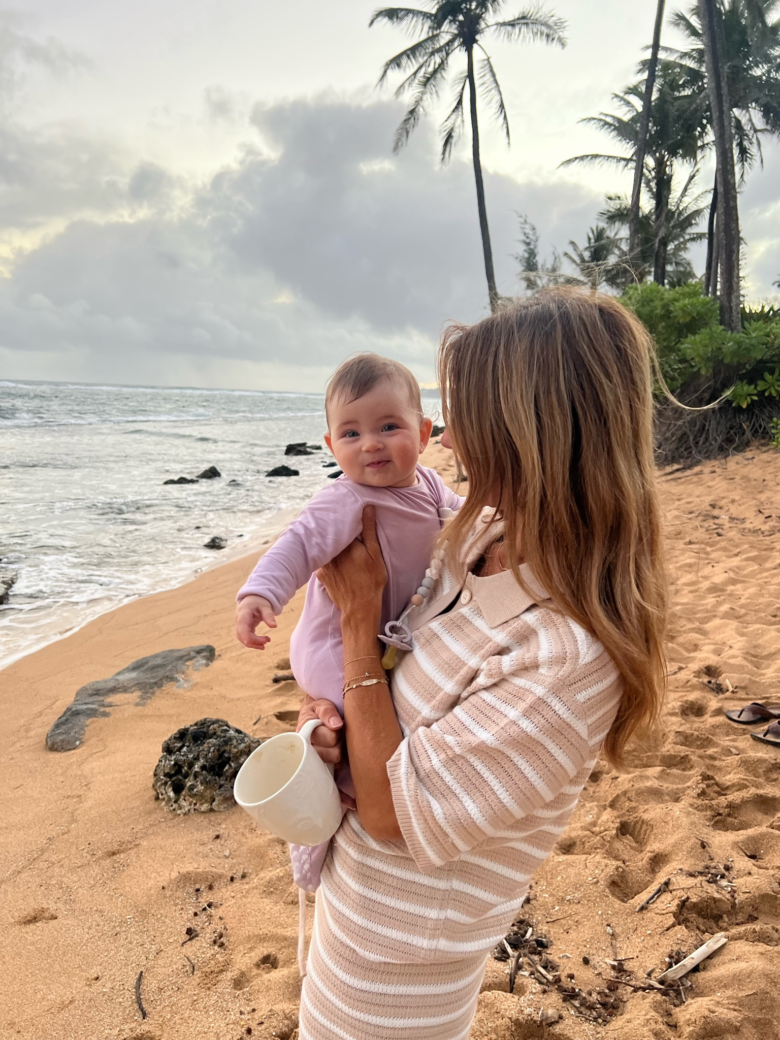 Living in this knitted set from Amazon! The coziest pants and top. Great for vacation, swimsuit cover up, running errands, even sleeping in! 



#LTKStyleTip #LTKTravel #LTKSwim