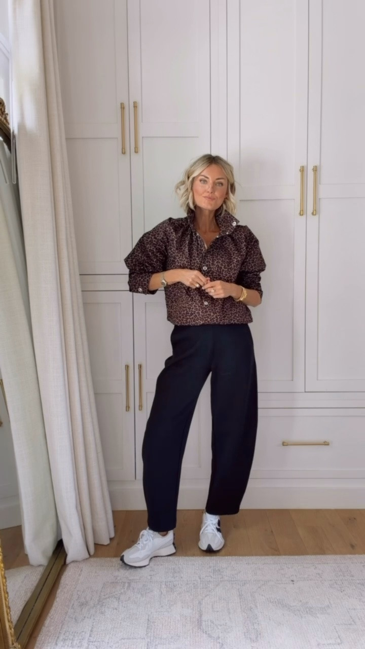 This is such a cute look for travel this fall! These pants are super comfortable, but still look elevated! Wearing XS!

Loverly Grey, Target, barrel pants, fall outfit, travel outfit

#LTKSeasonal #LTKTravel