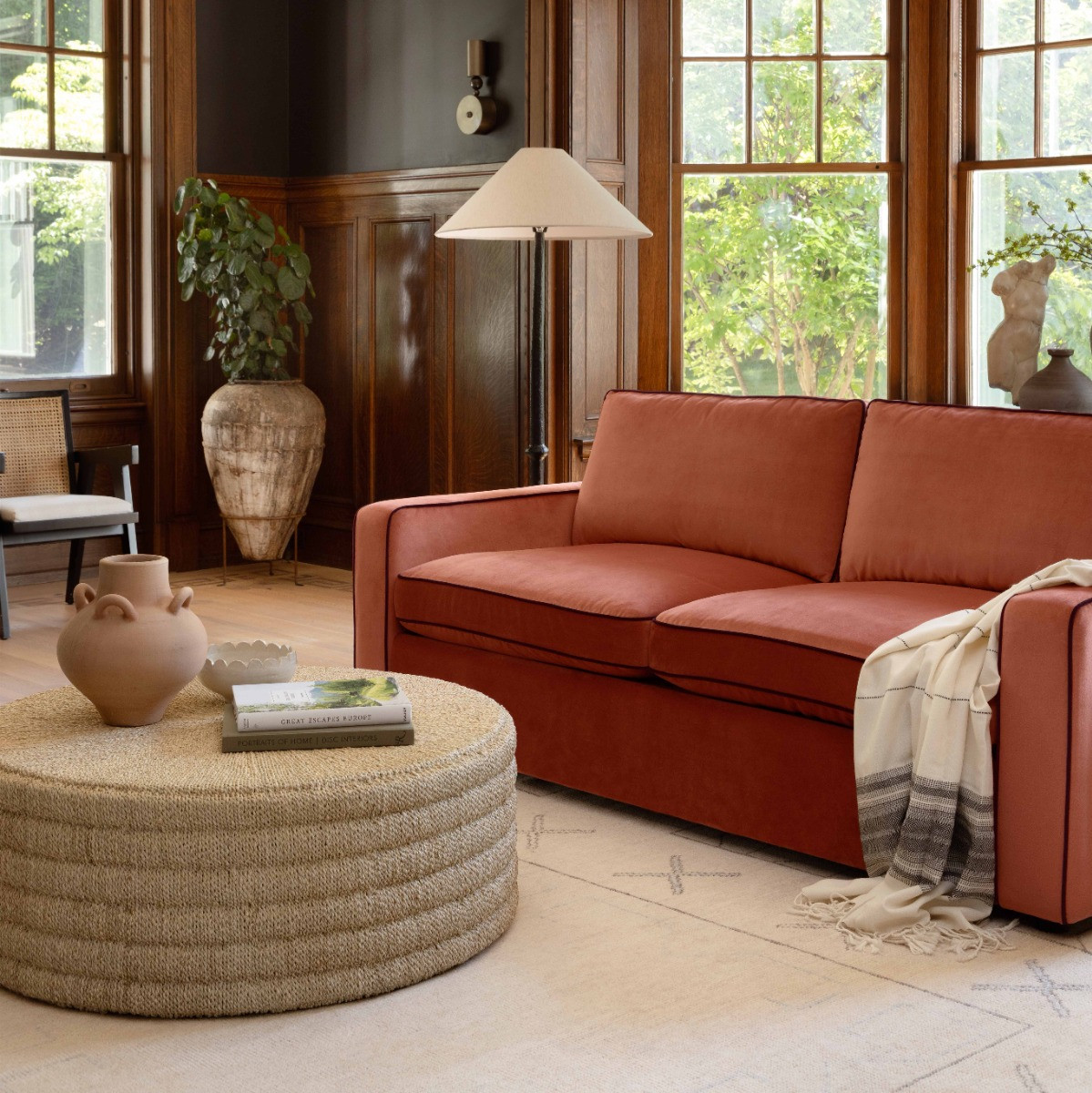 James 3-Seat  Chaise Sectional with Contrast Piping | Interior Define