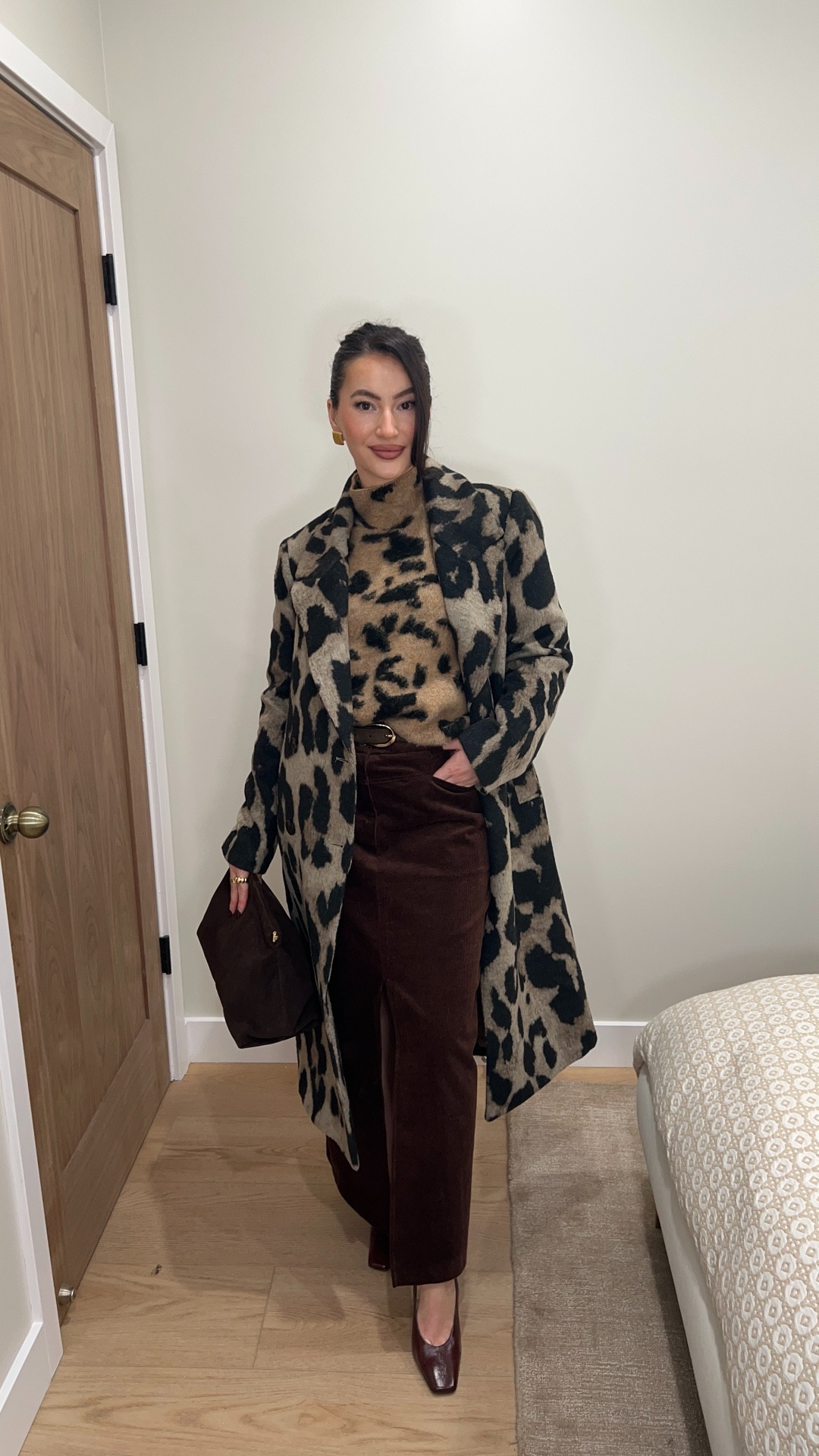 🐆🤎 |  @commense.official 

* discount code “andrangr_12”
* wearing S coat & sweater || M pencil skirt 

#commense #commensereview

#LTKootd #LTKU #LTKgrwm