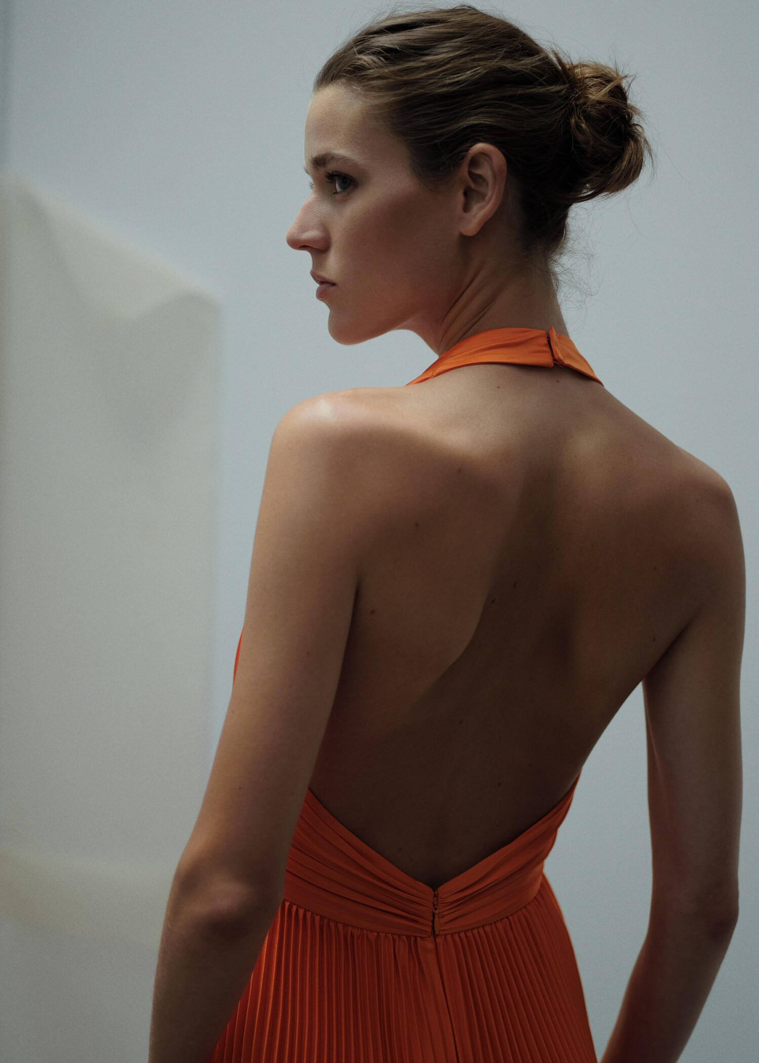 Pleated dress with knot detail | MANGO (UK)