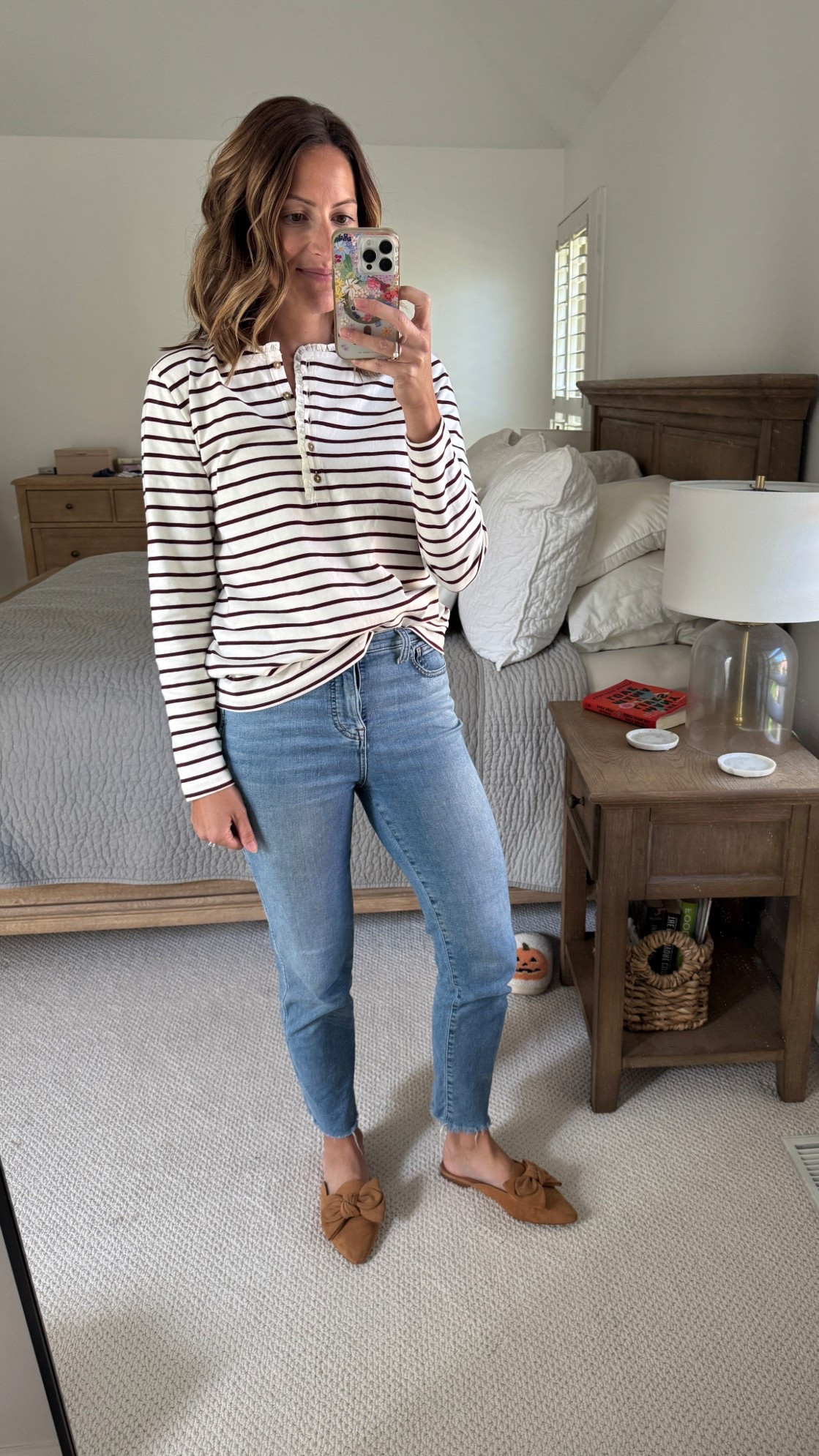 This is such a cute fall top with feminine touches but wears like a t-shirt. Fits TTS. 

#LTKStyleTip #LTKFindsUnder50 #LTKSaleAlert