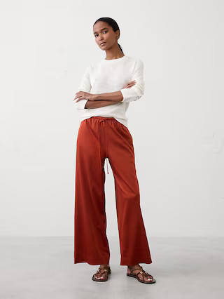 Wide-Leg Crinkled Satin Pull-On Pant | Banana Republic Factory