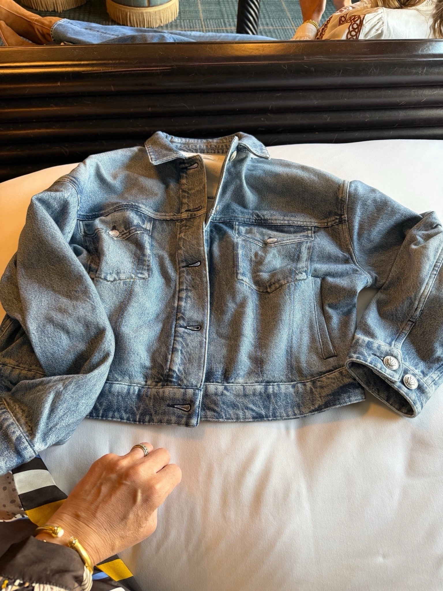This jacket was one of my recent splurges, and I’m so glad I grabbed it. It’s the perfect layer to throw on for late night dinners or events when there’s a little chill in the air, and it instantly makes an outfit feel more put together. I’ve already gotten so many compliments every time I wear it!

#LTKootd #LTKdayinmylife #LTKgrwm