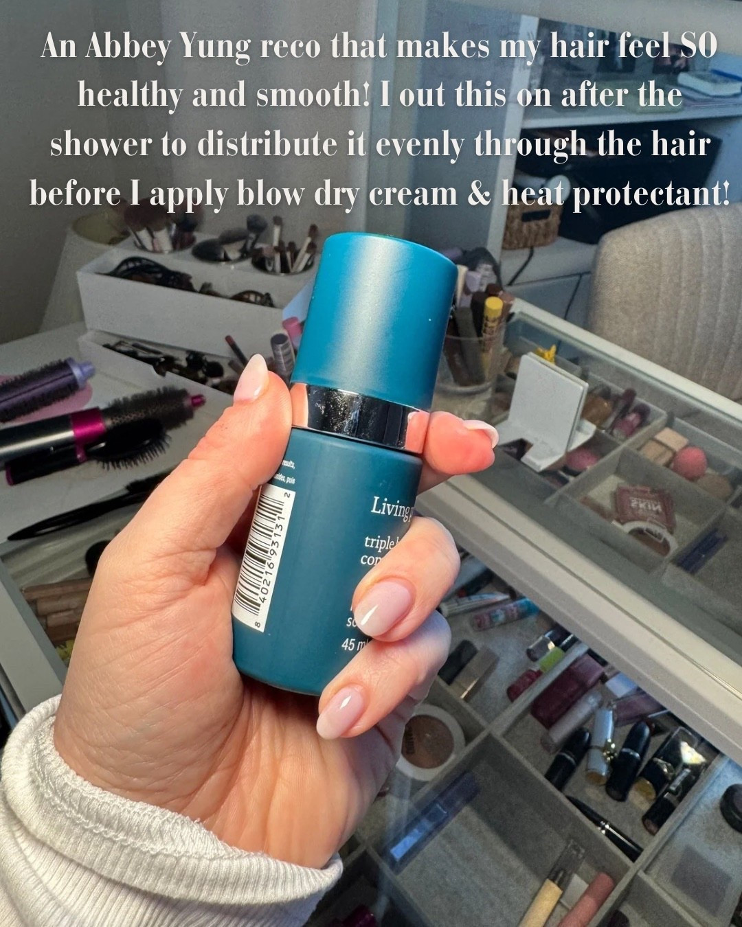 An Abbey Yung recommendation that absolutely lives up to the hype. This makes my hair feel so healthy, smooth, and strong. I use it after the shower to distribute through my hair before my blow dry cream and heat protectant. Such a good step if you’re trying to keep your hair healthy while still heat styling. Linked here 🤍