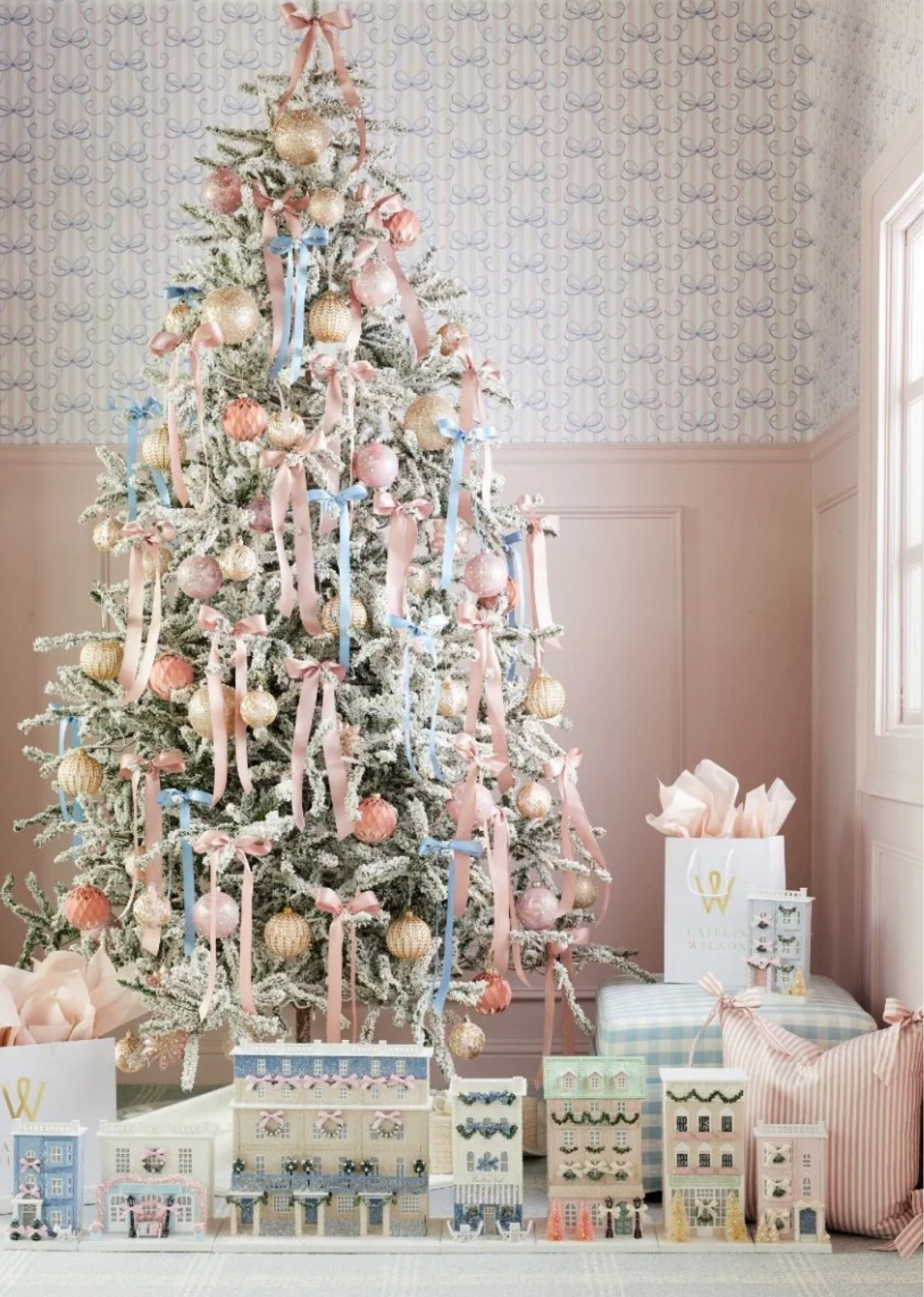 Gorgeous new blue and pink Christmas arrivals!

Blue Christmas, blue and white decor, blue and white Christmas, Caitlin Wilson, Christmas houses

#LTKSeasonal #LTKFindsUnder100 #LTKHome