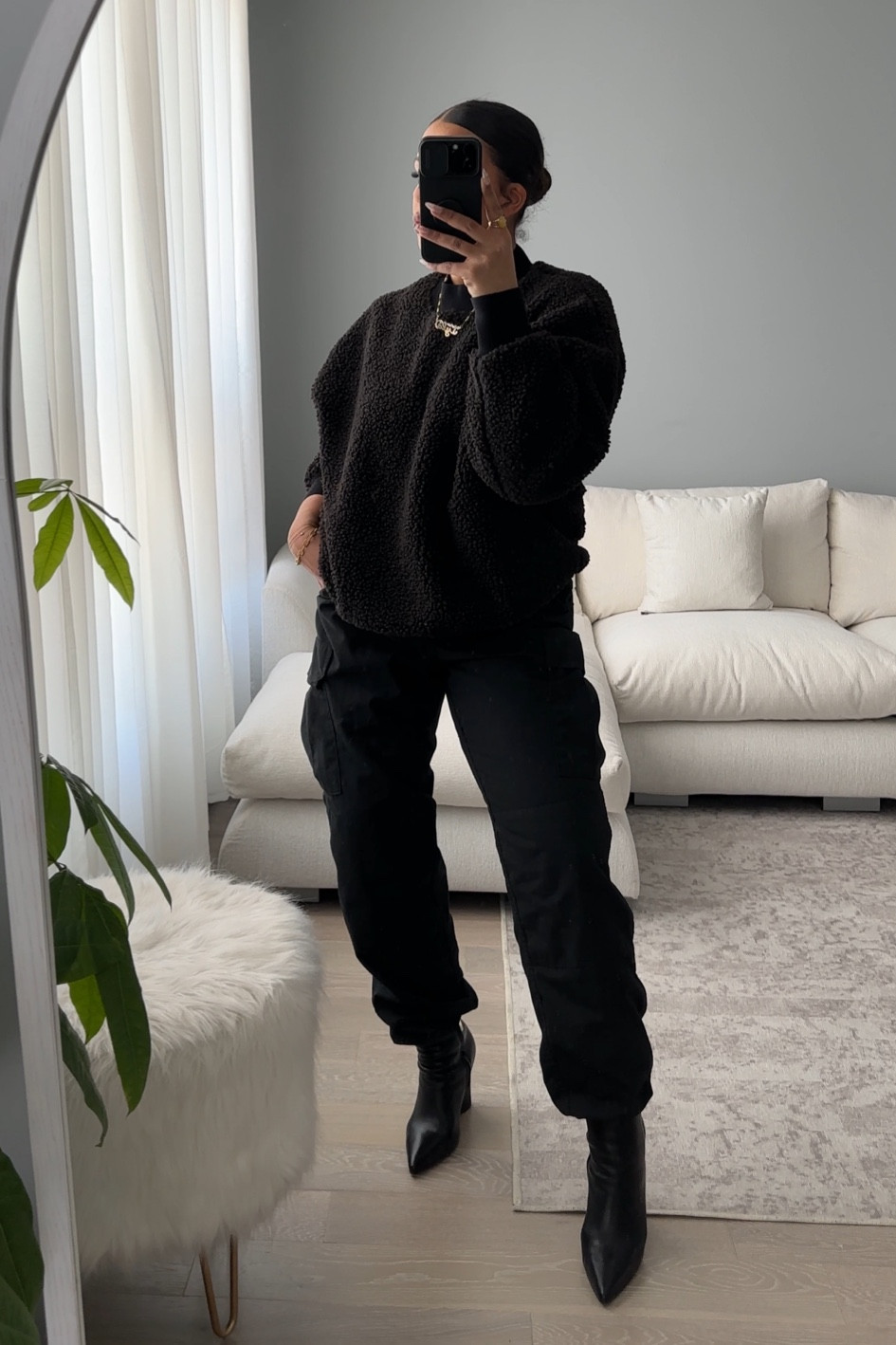 ootd 

#LTKcurves #LTKfit #LTKshoecrush