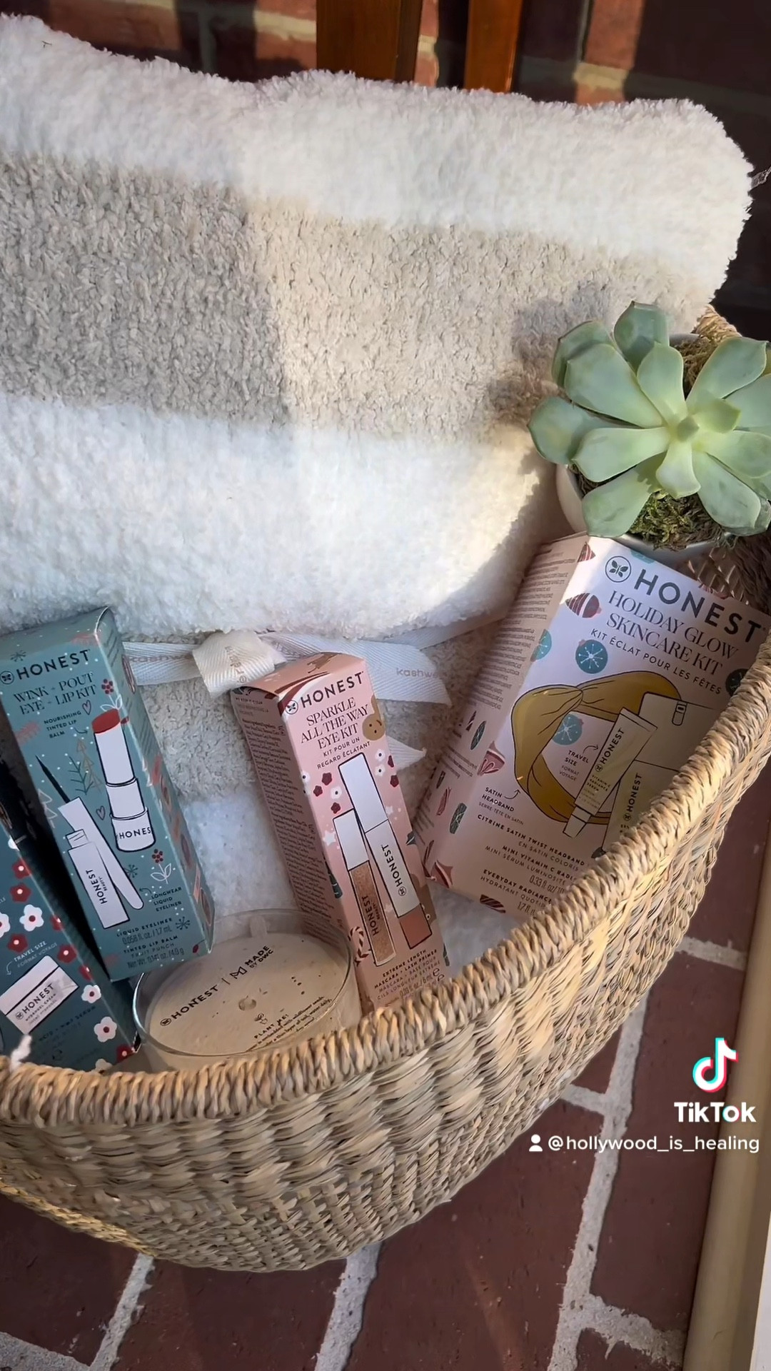 I won a giveaway with honest beauty!!! They spoiled me with holiday sets, a locally grown succulent, a candle, and the softest Kashwere blanket. I can’t say thank you enough!!! 

#LTKGiftGuide #LTKSeasonal #LTKHoliday