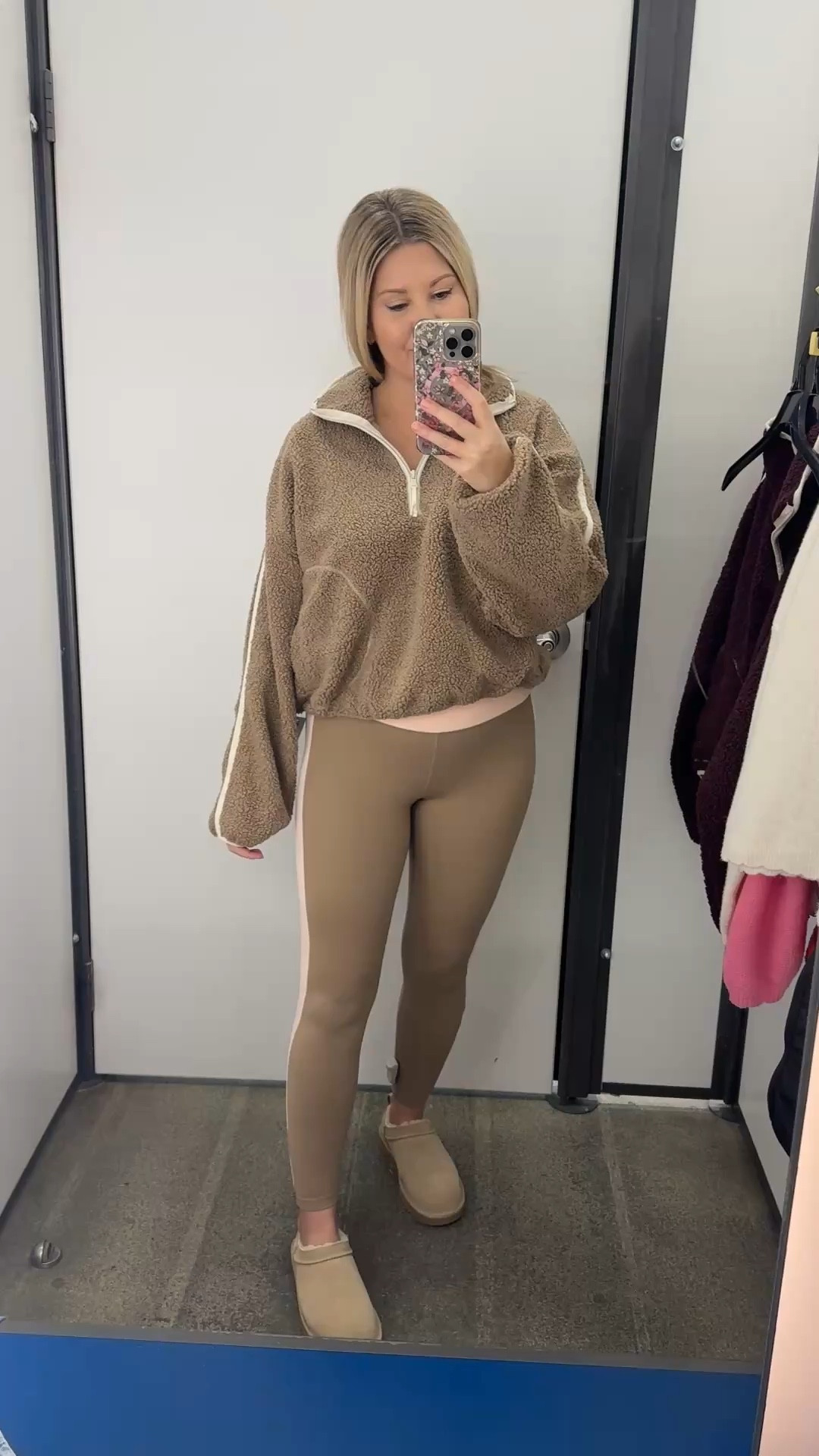 How adorable is this activewear 😍

Wearing size medium in the pullover (normally a small, but this is all they had in store & I actually like the oversized fit)

Wearing size XS in the leggings TTS.

Activewear outfit, athleisure, workout clothes, gym clothes, workout outfit, gym outfit, everyday outfit, casual outfit, Sherpa pullover, fleece pullover, leggings, monochromatic outfit, winter outfit 

#LTKwinter #LTKcanada #LTKfitness