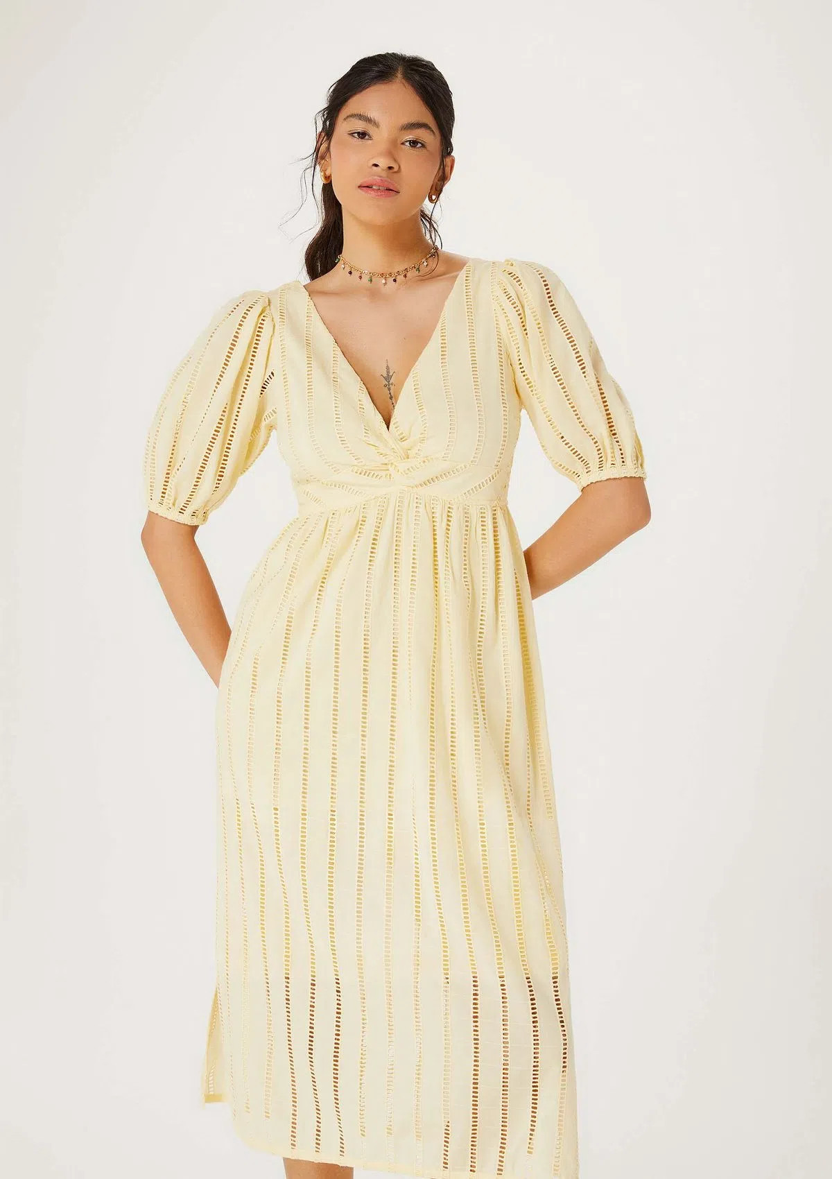 Vestido Midi Evasê Em Laise - Amarelo | Hering (BR)