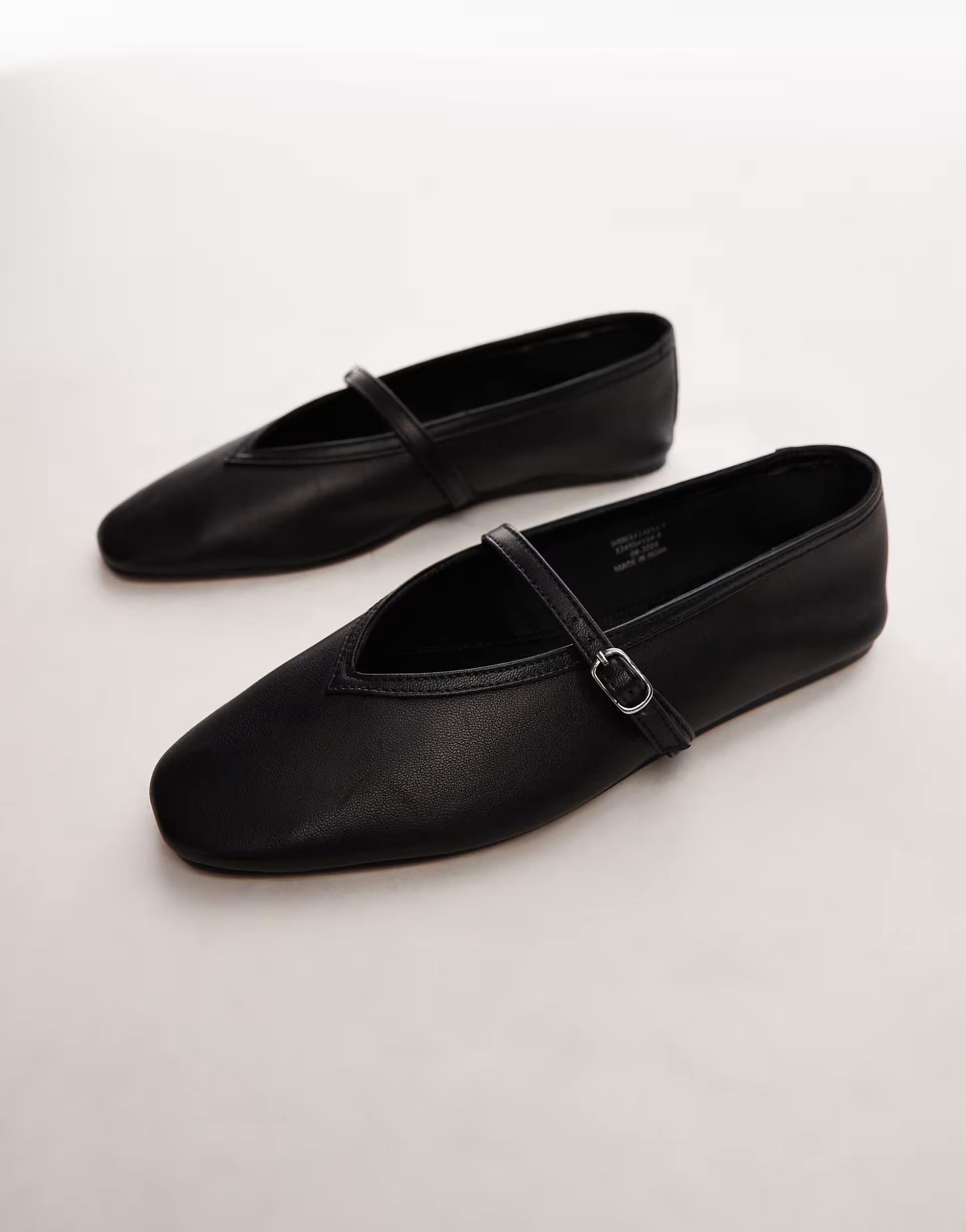 Topshop Babette leather v detail ballet flats in black | ASOS | ASOS (Global)