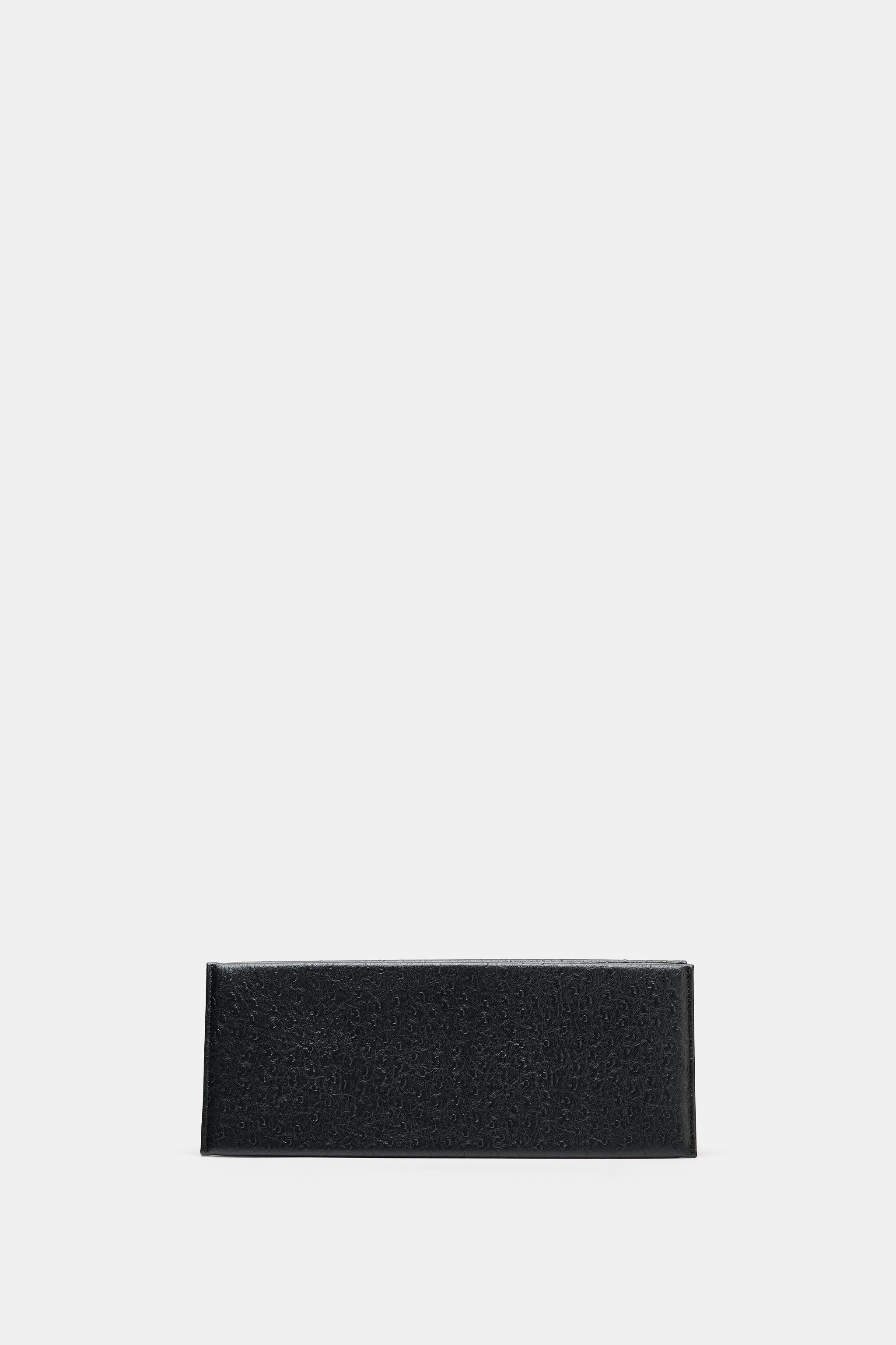 EMBOSSED LONG CLUTCH | Zara US