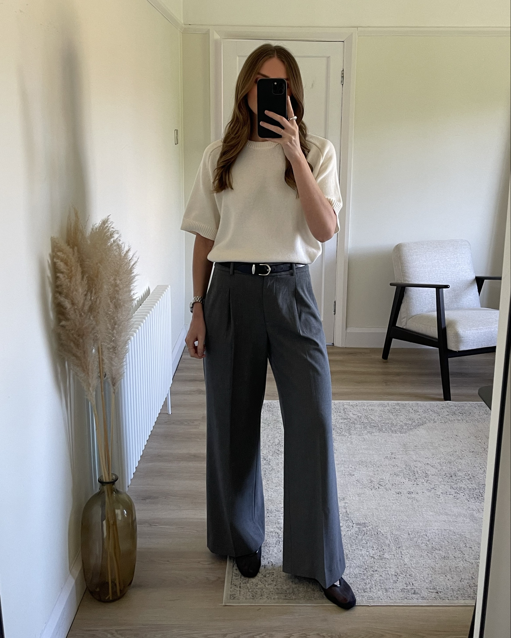 Workwear outfit idea from
Abercrombie. 20% off when you spend £99+
Medium in the knitted t-shirt, I will size down in this to a small as it’s a little big
26Reg in the grey mid rise tailored trousers I’m 5ft 6 
Small in the Chanel inspired tweed jacket 


Workwear inspo, what to wear to the office 

#LTKuk #LTKworkwear #LTKsummer