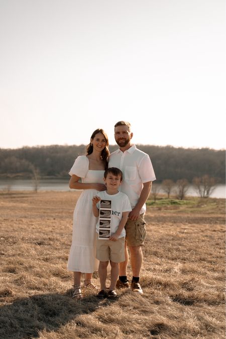 Baby Announcement Photo 

Family photo. Kid. Husband. Maternity. Spring. Bump style. White dress. Spring outfit. Family outfit


#LTKfindsunder100 #LTKbump #LTKfamily