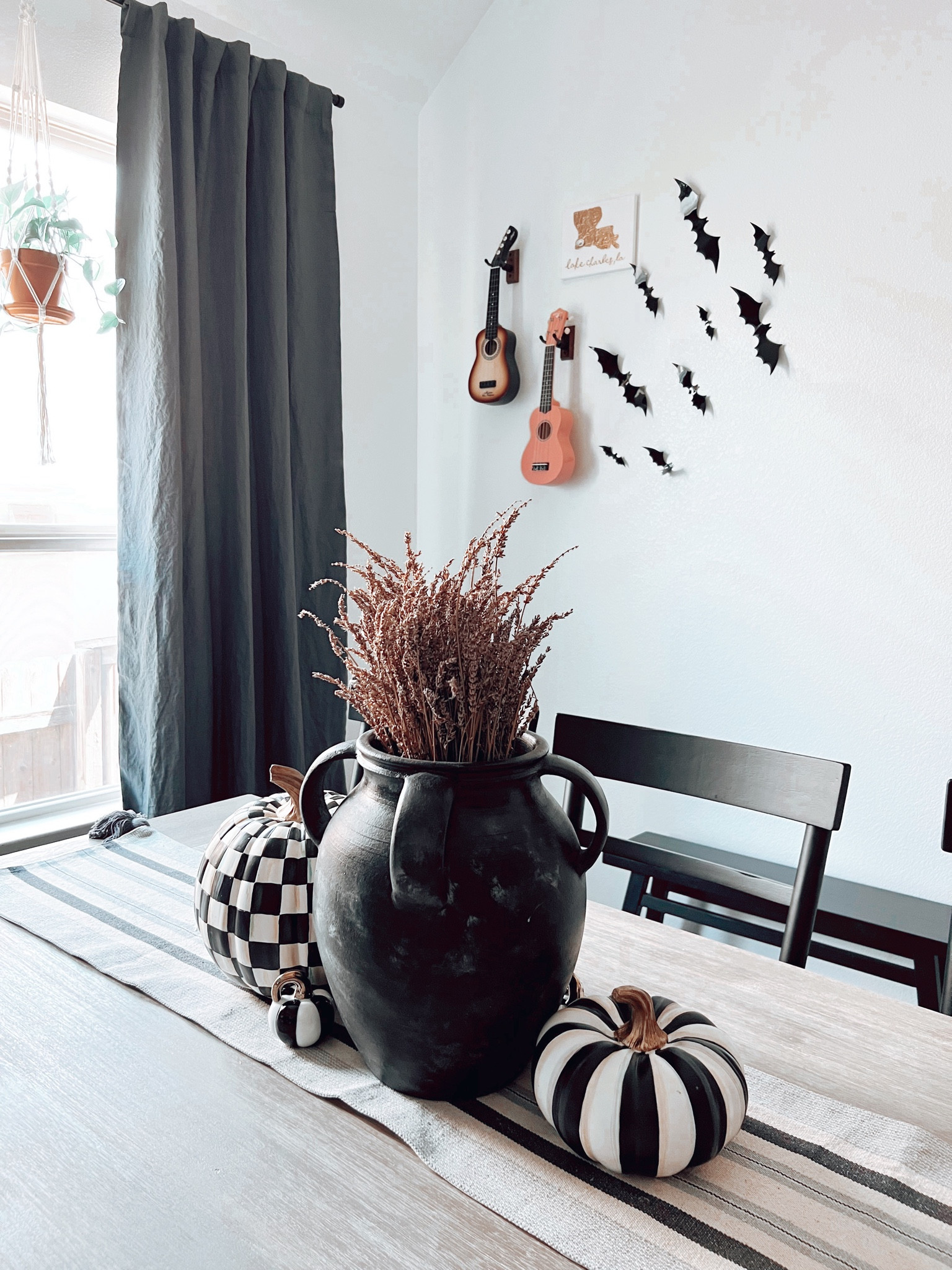 Getting festive 🦇 

#LTKhome