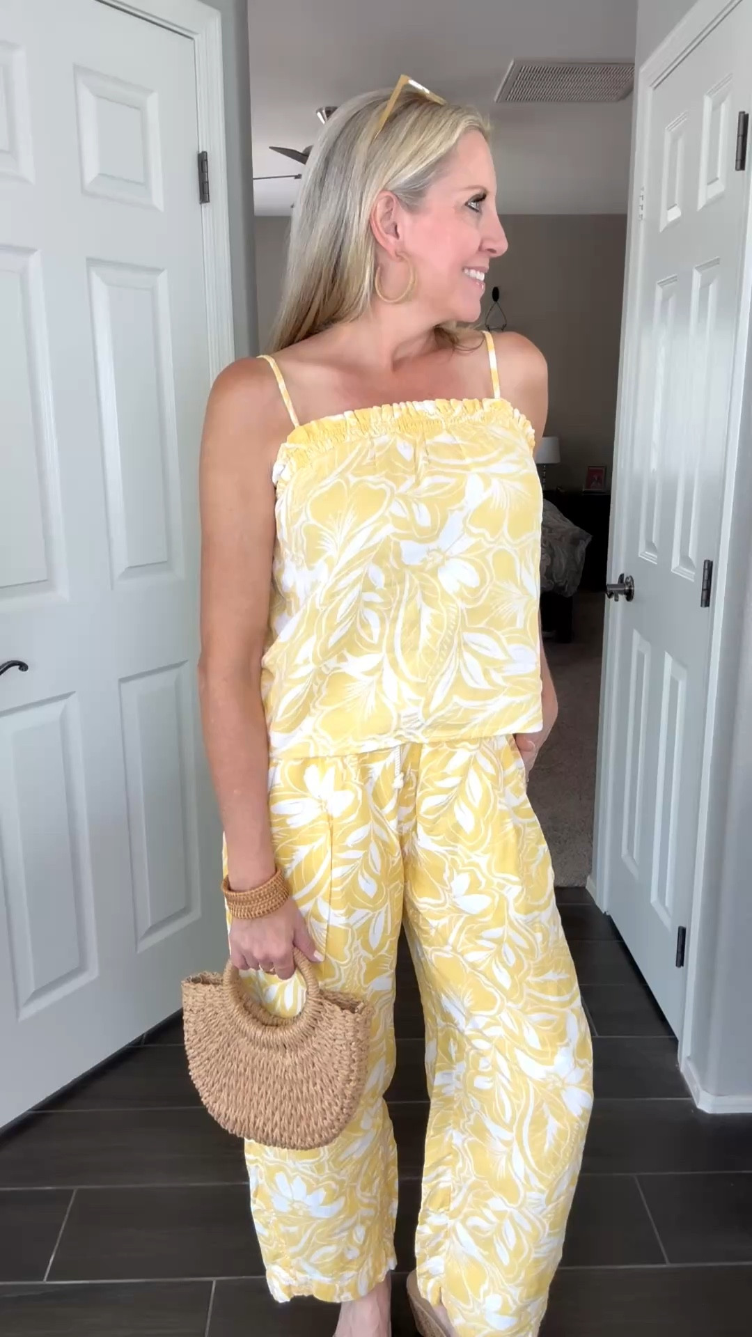Living in Linen, Loving in Spring!

These easy breezy beautiful sets are on SALE @oldnavy! I also picked these up for the cruise I’m taking my mom on this summer and instantly fell in love with both! Wearing my usual size S in all pieces and 7 in sandals. 