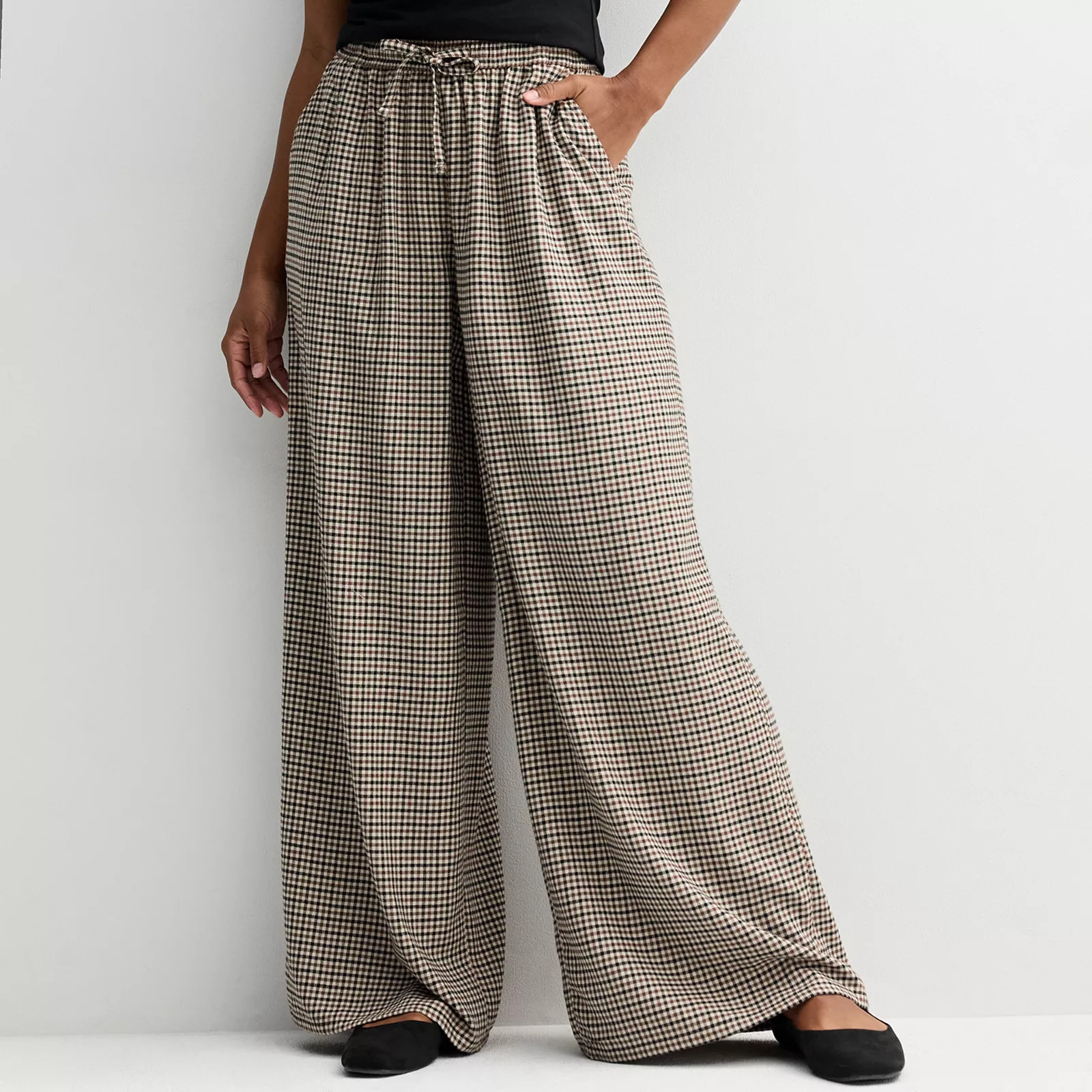 Juniors' SO® High Rise Baggy Flannel Wide Leg Pants | Kohl's