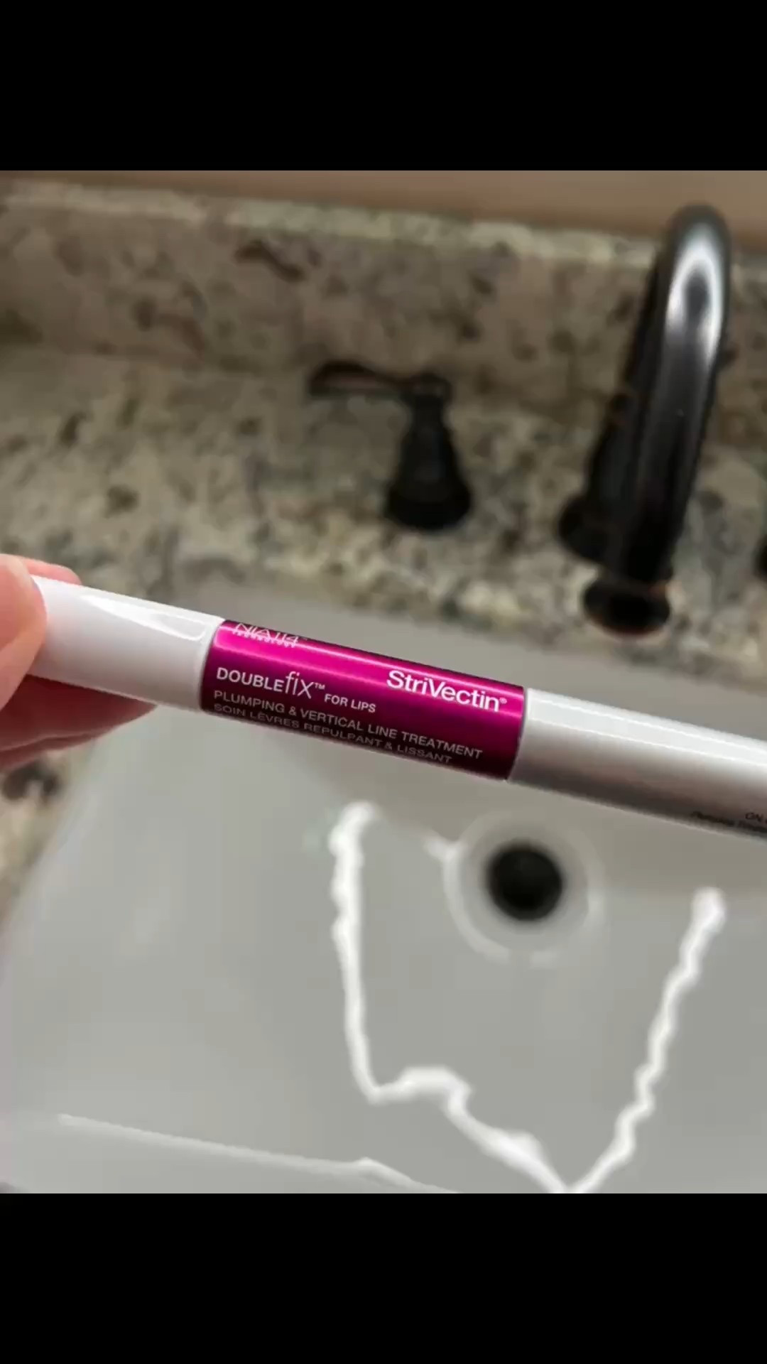 Strivectin Double Fix for lips… the older I get the more lines. I’m finding around my lips, not to mention other places 😆.. this product is a fix for those, but also has a lip plumper for you. I have been using Strivectin for years. All of their products are so well-made and easy on my sensitive skin.


#LTKStyleTip #LTKBeauty