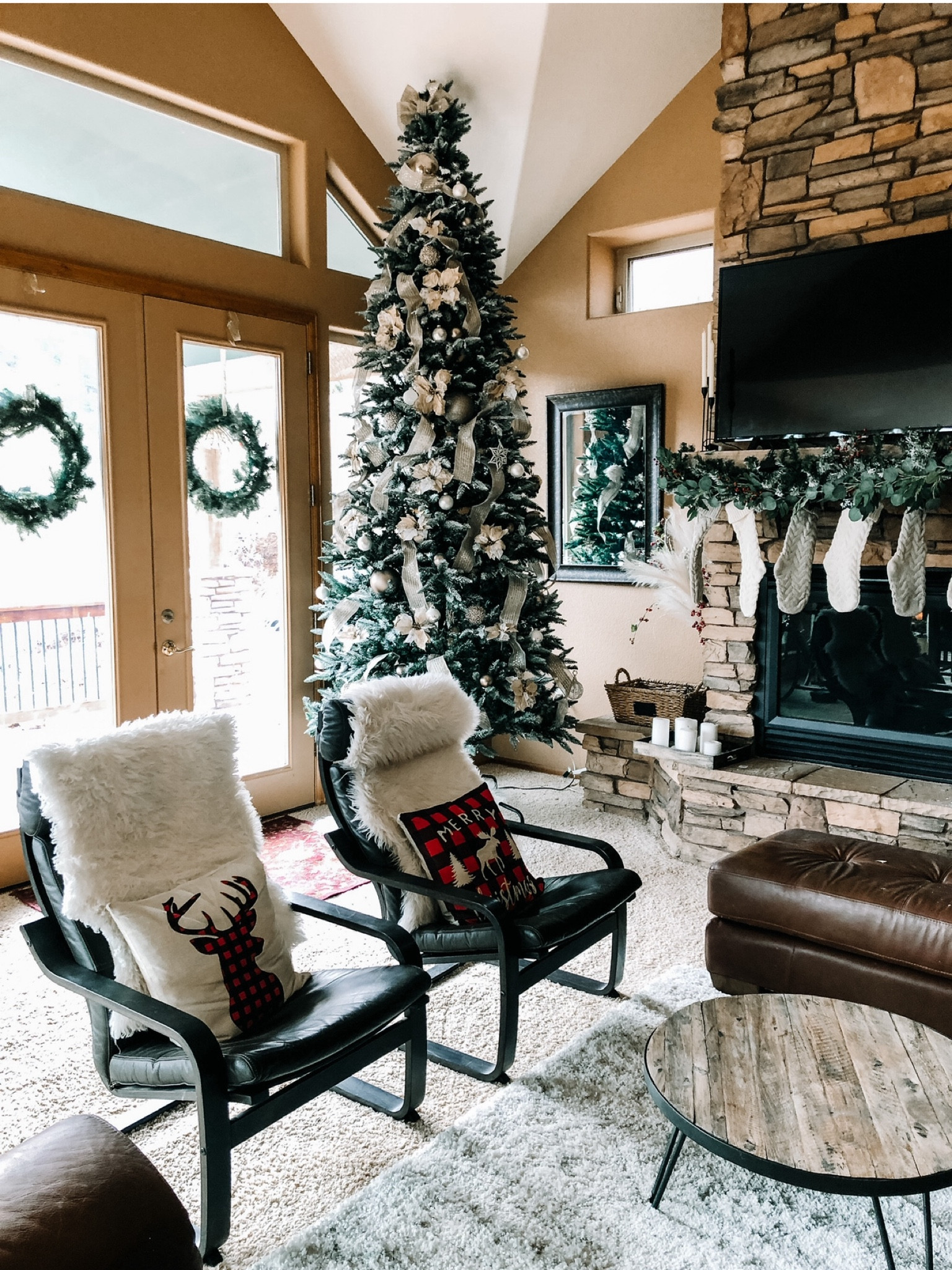 Christmas decoroation idea. Champagne gold Christmas decorations w/ textures to lighten up dark leather furnishings. #Christmasdecor 

Follow my shop @freshairandfalselashes on the @shop.LTK app to shop this post and get my exclusive app-only content!

#liketkit #LTKParties #LTKHome #LTKHoliday #LTKSeasonal #LTKHome #LTKHoliday
@shop.ltk
https://liketk.it/4XI3I

#LTKHoliday #LTKSaleAlert #LTKCyberWeek