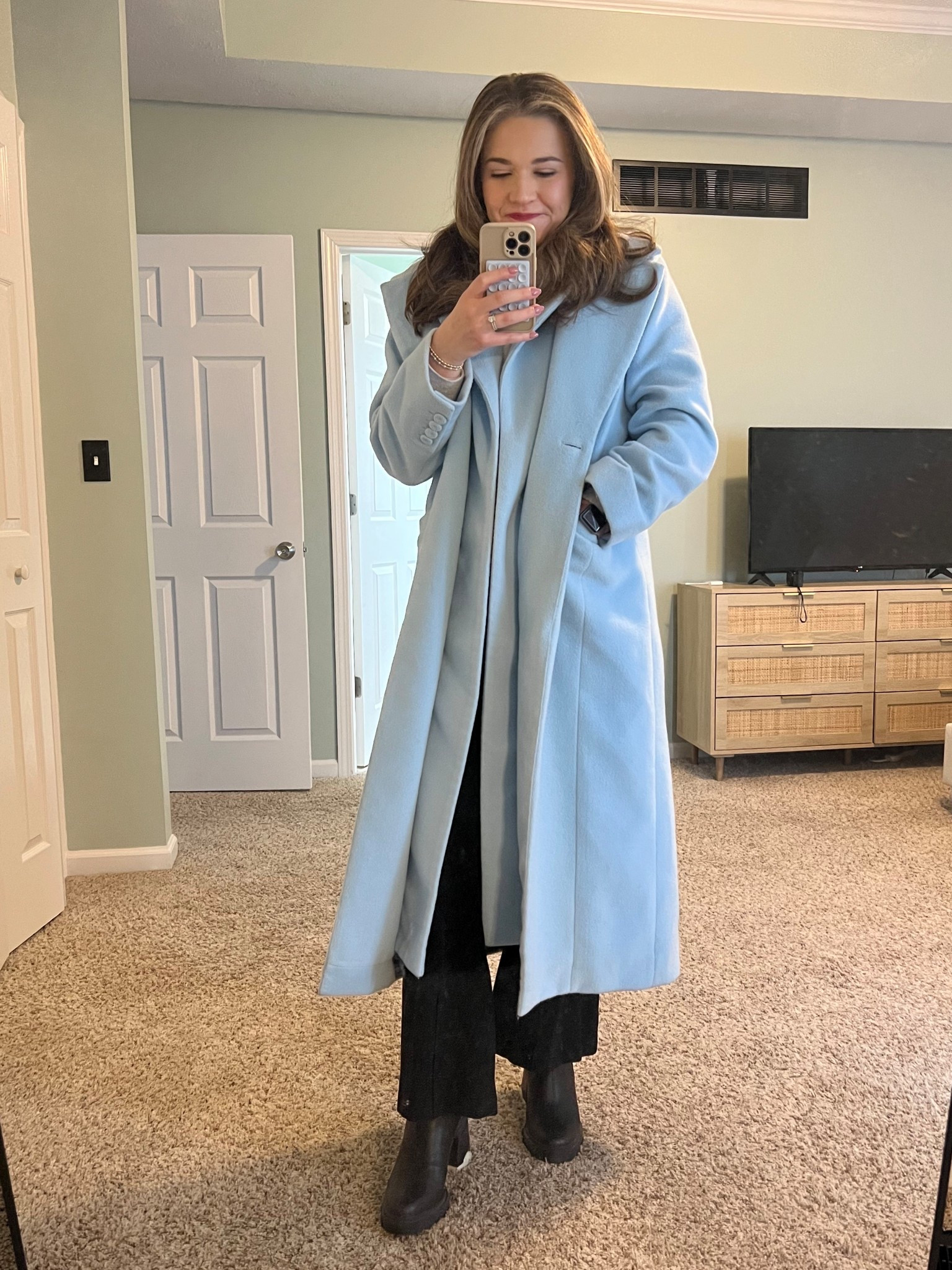 Week 14 fit ❄️🏈

Couldn’t find a link to the coat, it’s from Nuuly! 

#LTKootd #LTKHoliday #LTKWorkwear