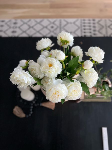 These white peonies scream summertime to me. I absolutely adore their realistic look. 

#LTKHome #LTKFindsUnder50