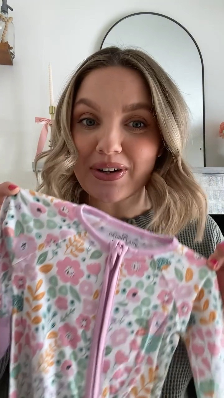 Unbox my first @cadenlane order! Because this little nugget was a surprise, we had gotten rid of ALL of our baby stuff, until about 2T. And because she is our last baby, I’ve been trying to be very conservative when it comes to buying baby clothes. 

I knew that I wanted something special to bring her home in, and to use for newborn pics. And when I came across these cutie Caden Lane floral patterns I couldn’t resist. 

I was even more excited to find some matching jammies for baby and her big sisters! With kiddos ranging from 9- new born that is often not an easy feat. 

I’m so exited that I got a code to share with all of you! For 20% off savings enter code “BRITTNEYB” at check out 💗