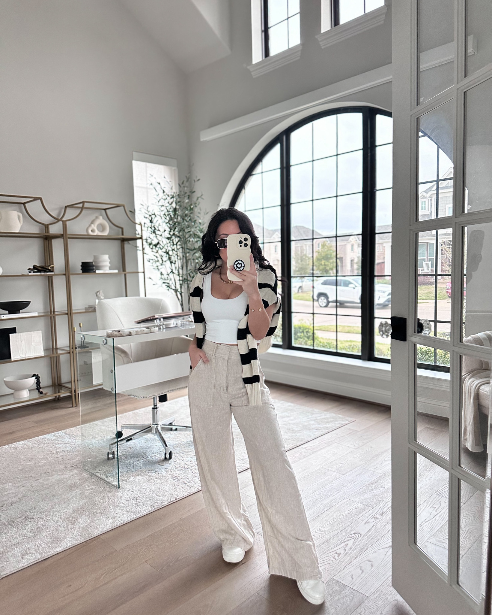 Lien trousers 20% off this weekend! Styled two ways for Sprung/Summer. Wearing size 24 short

Summer outfit, vacation outfit, spring outfit, weekend outfit, brunch look, wear to work, summer work outfit 

#LTKSaleAlert #LTKStyleTip #LTKSeasonal