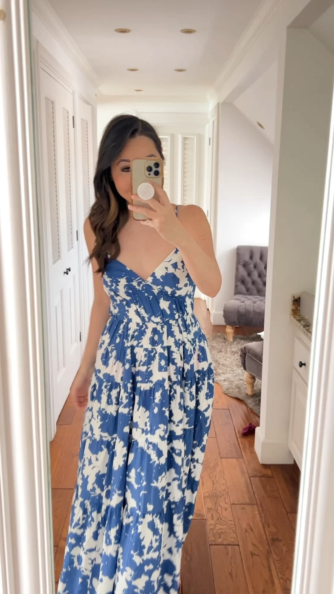 The perfect flowy sun dress 🥰