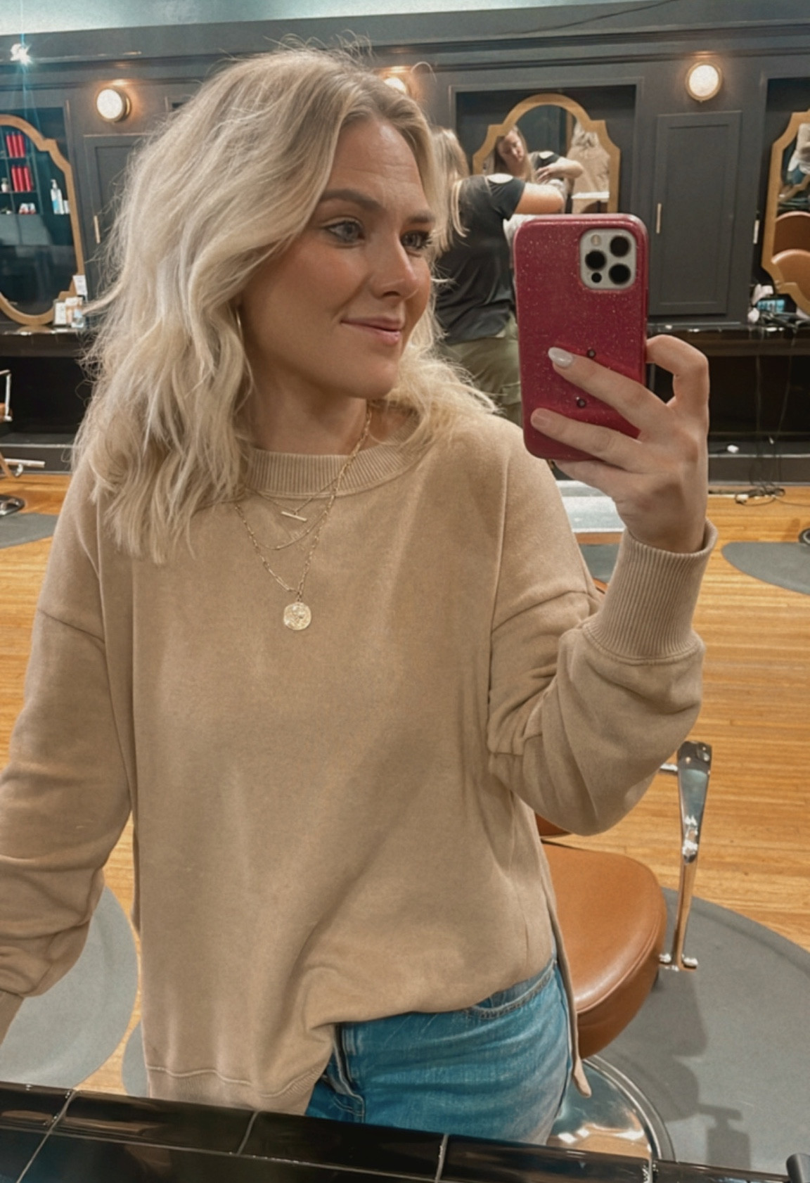 Work day #fit! My #outfit and #makeup is linked! Using drugstore only. I tried #alixearle ‘s make up routine and I love!!

#LTKbeauty #LTKworkwear #LTKfit