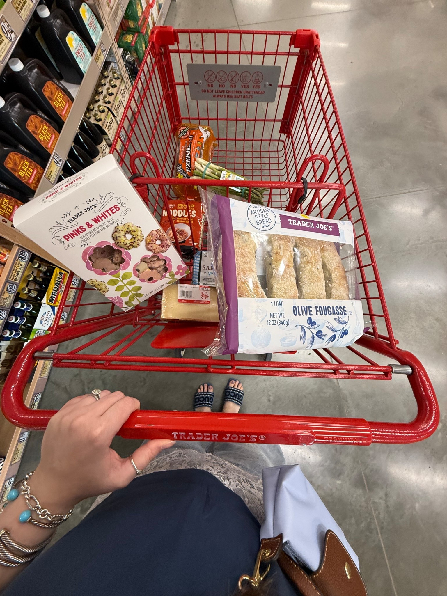 Quick Trader Joe’s run for some goodies never hurt anybody💙🍪

#LTKfoodie #LTKSeasonal #LTKdayinmylife