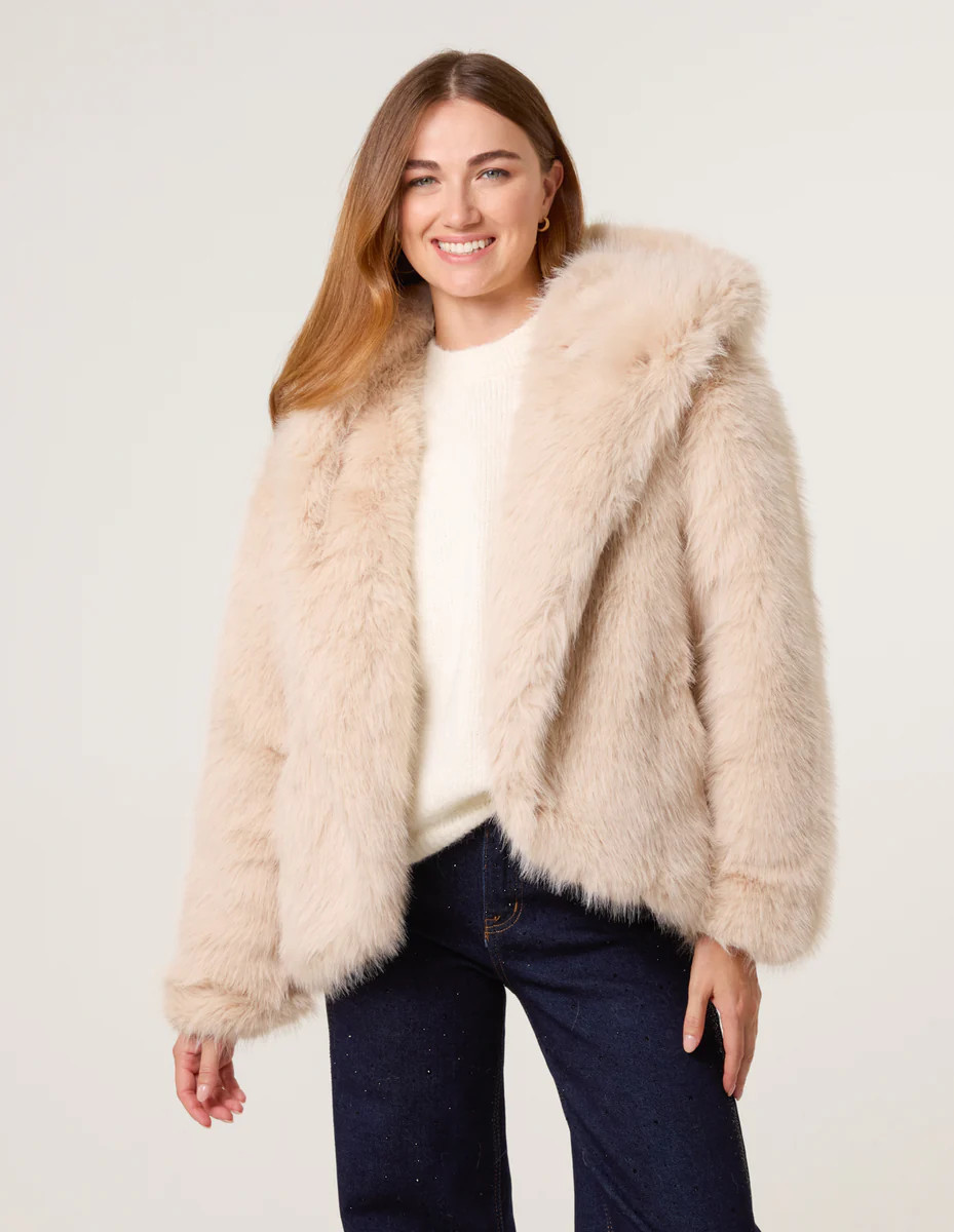 Beige | Faux Fur Hooded Short Coat | Blue Vanilla | Blue Vanilla