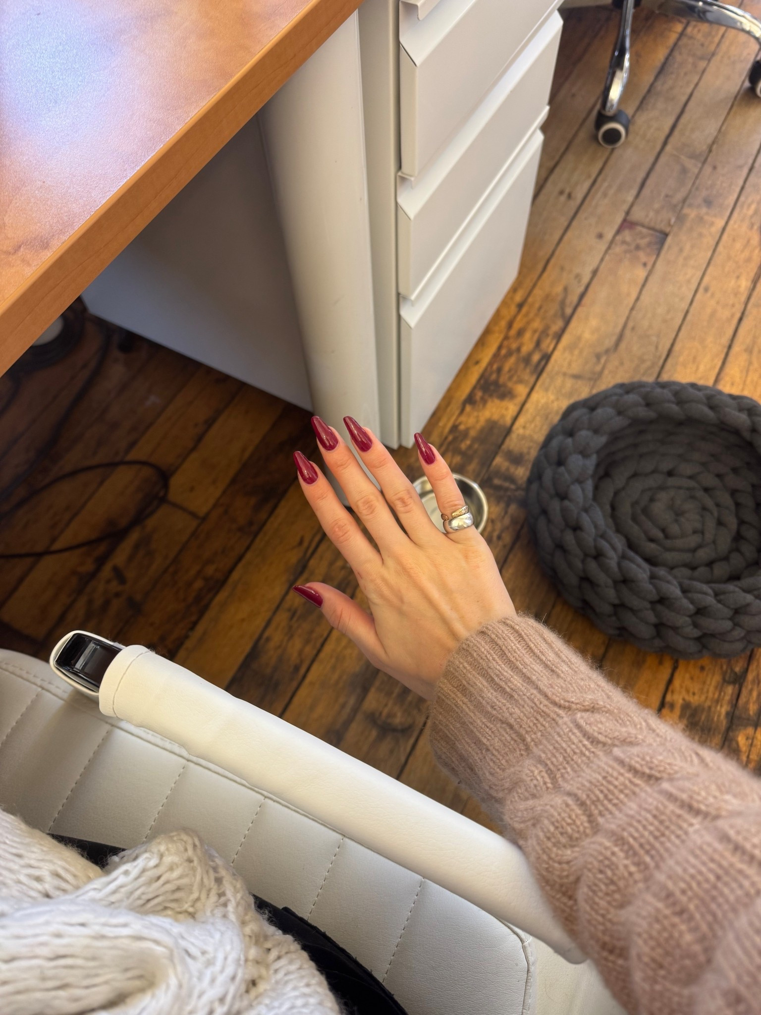 DND gel polish in “scarlett dreams”

#LTKBeauty #LTKselfcare