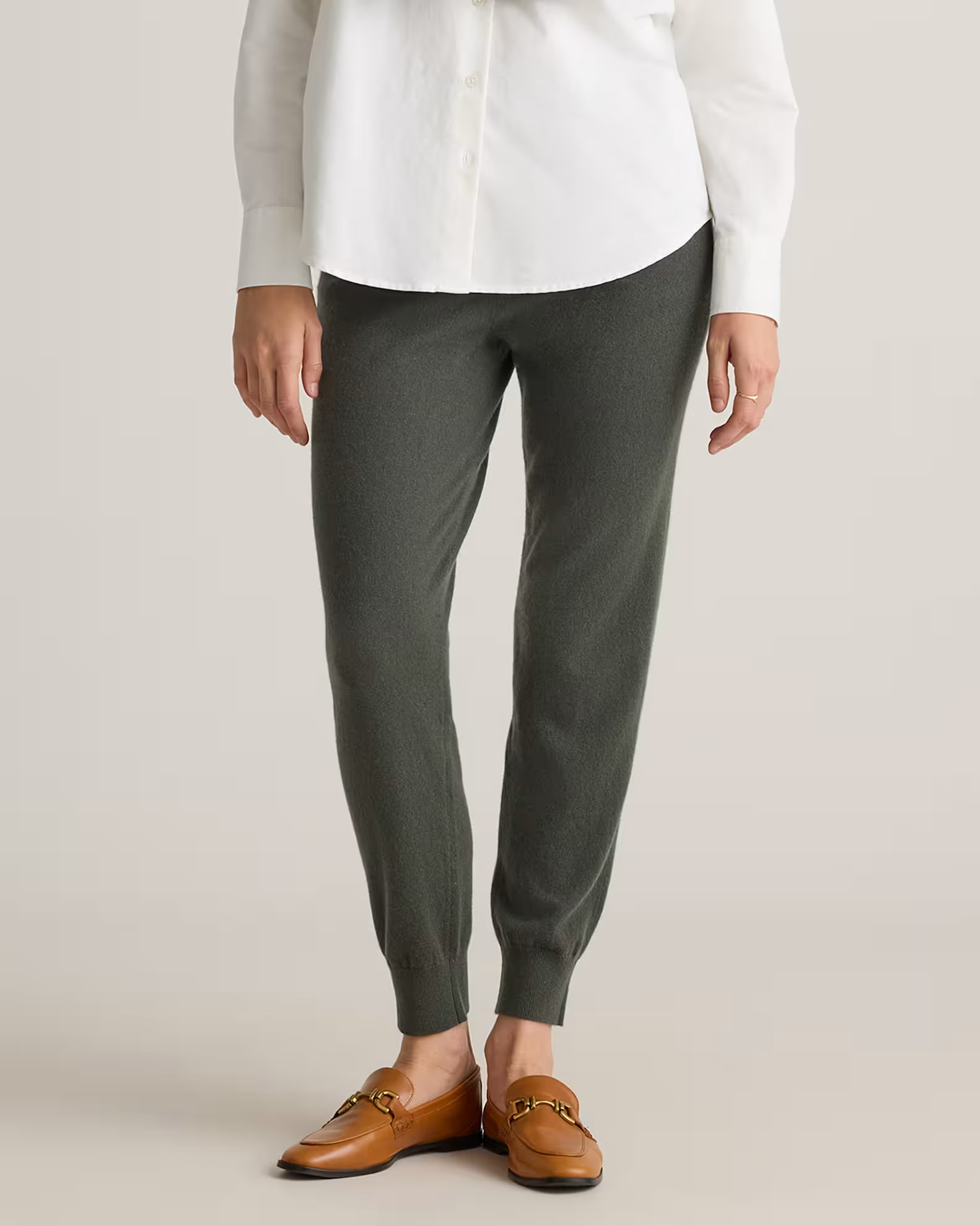 Cashmere Sweatpants | Quince in Moss | Quince
