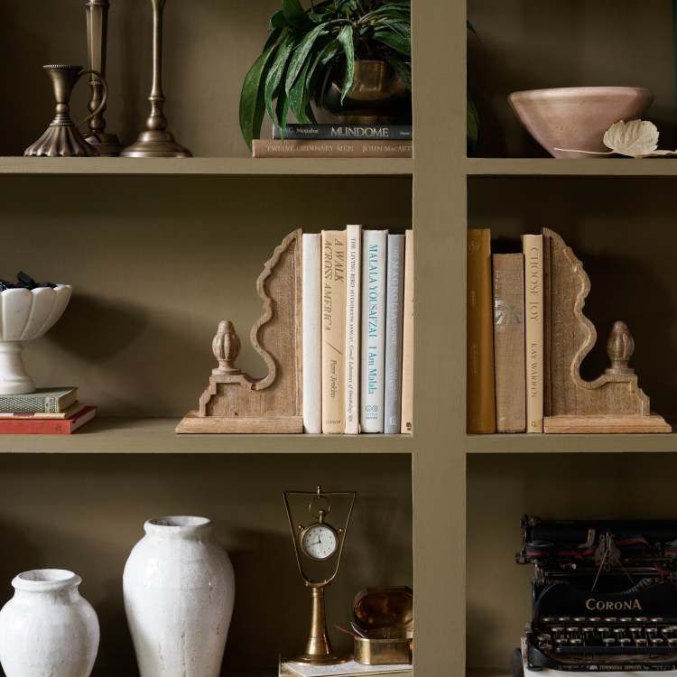 Wooden Finial Corbel Bookends | Magnolia